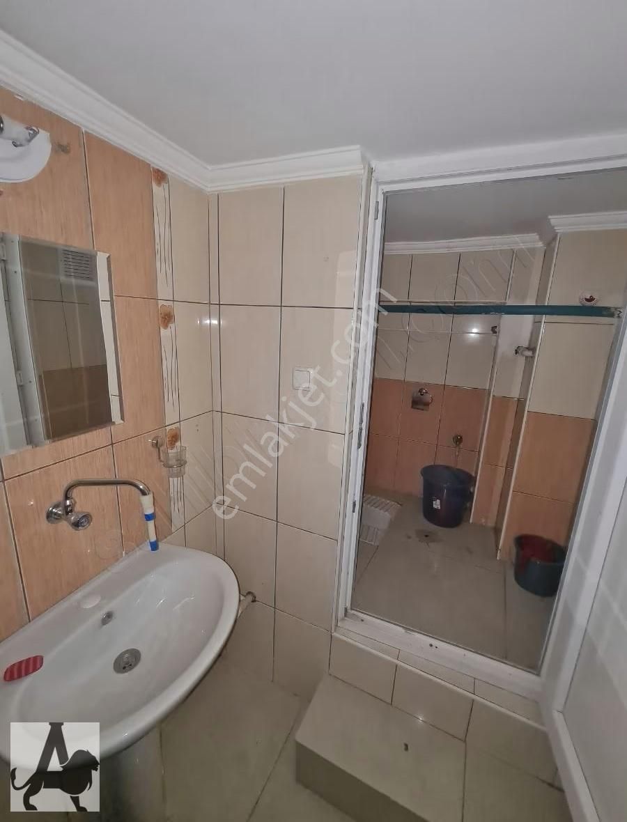 İvedik Caddesinde 380v Elektrikli Komple Bina Altı 180m2 İşyeri - Görsel 16