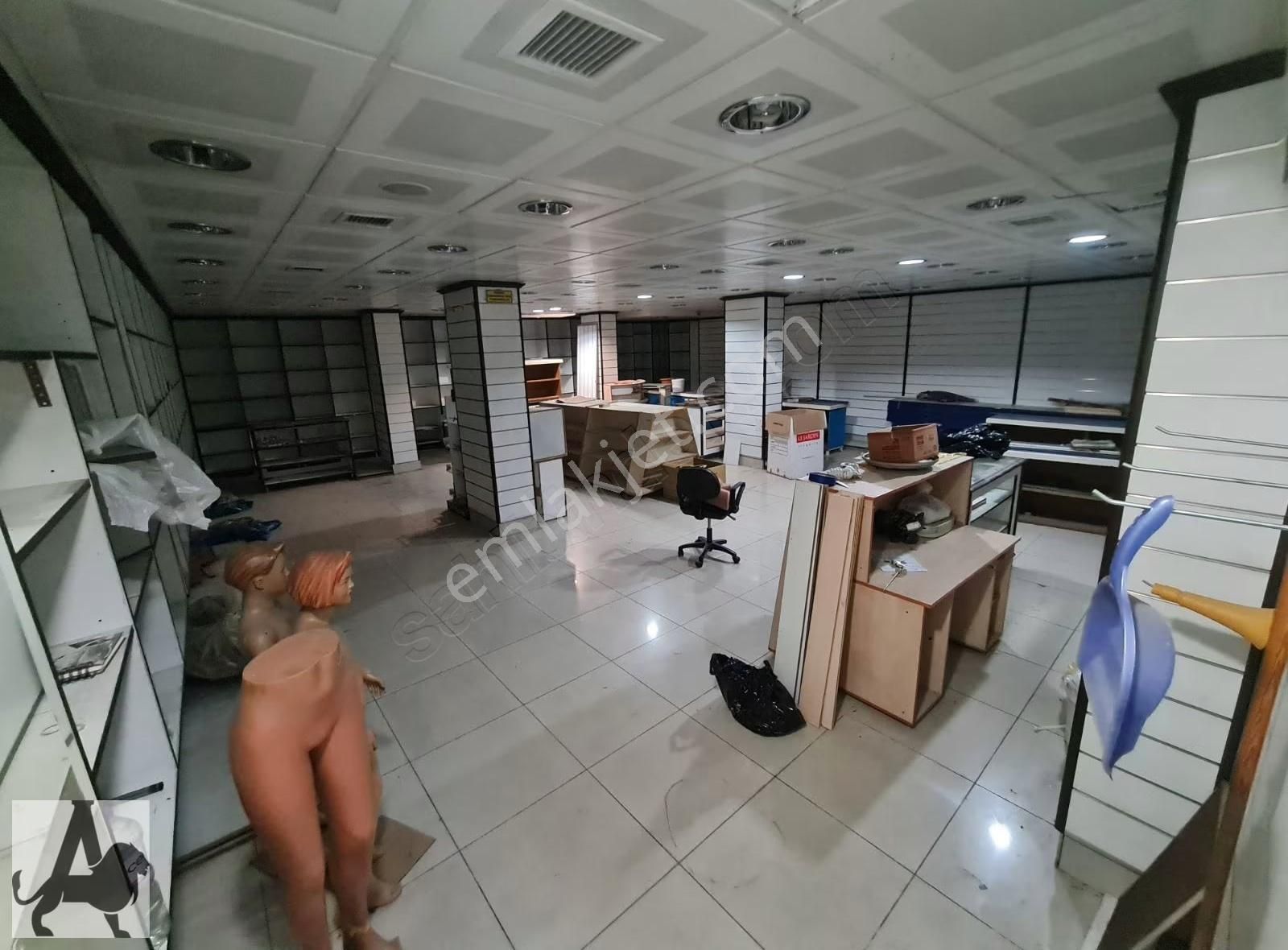 İvedik Caddesinde 380v Elektrikli Komple Bina Altı 180m2 İşyeri - Görsel 9