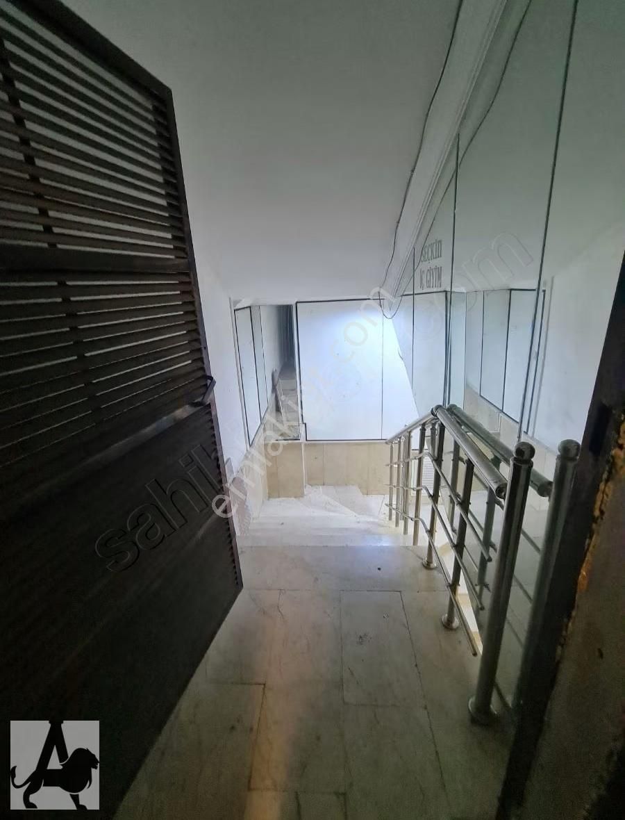 İvedik Caddesinde 380v Elektrikli Komple Bina Altı 180m2 İşyeri - Görsel 3