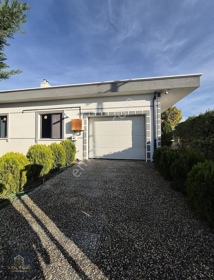 Yenihisarda Muhteşem Bahçeye Sahip 4+1 Satılık Köşe Villa - Görsel 11