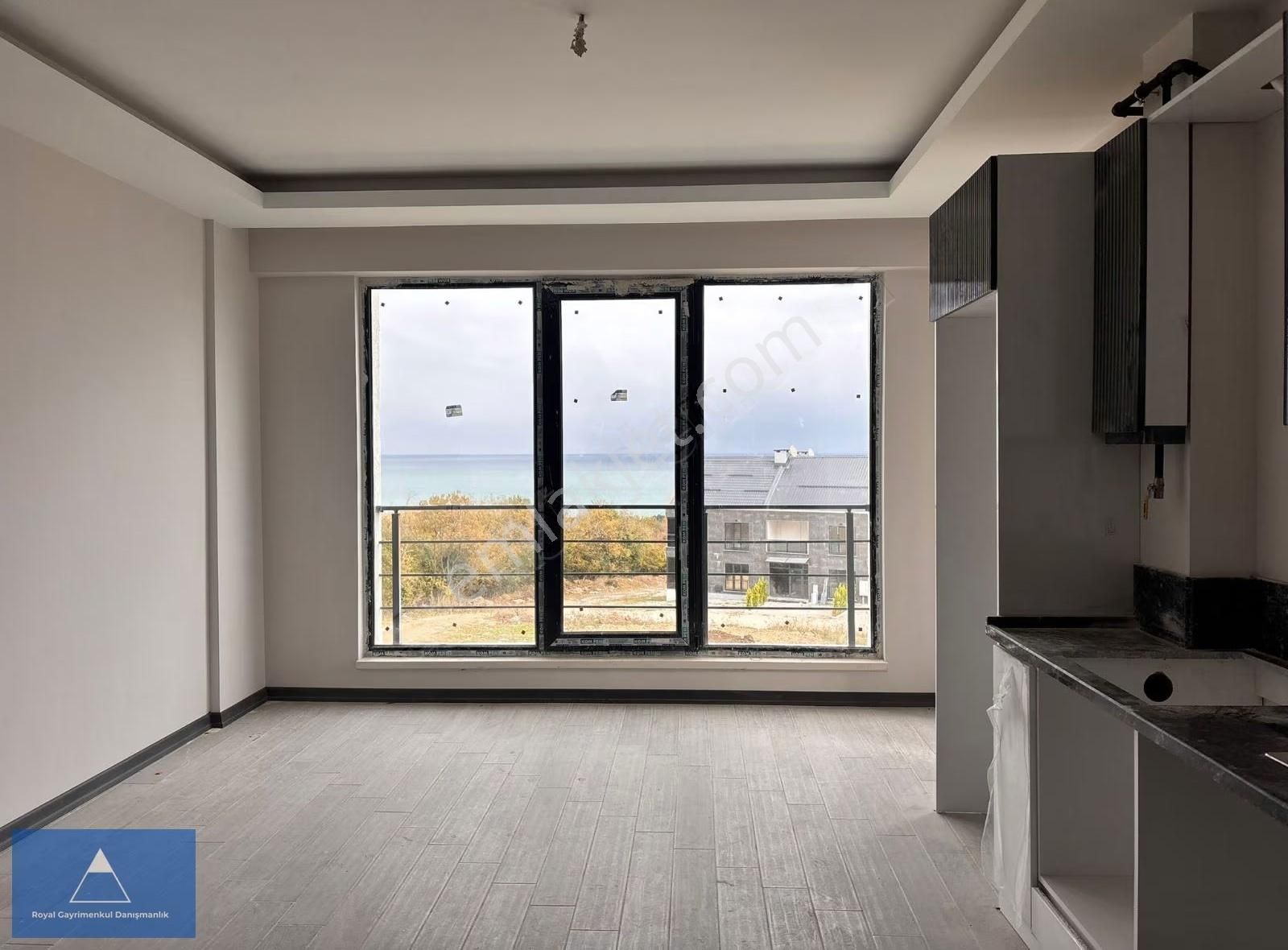 Körfez'de Kapanmaz Deniz Manzaralı Satılık 2+1 Fırsat Daire - Görsel 8