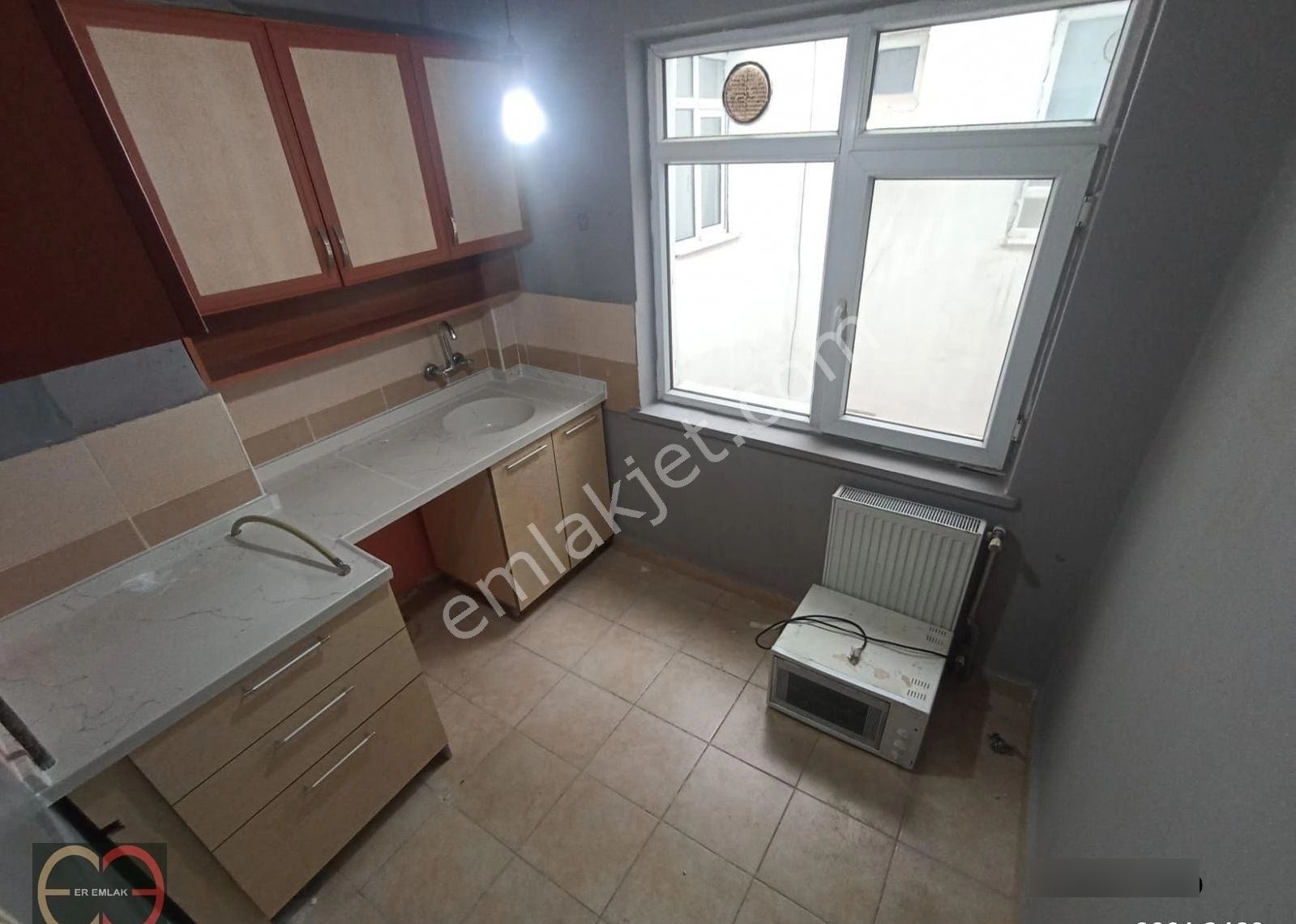 Gazi Mahallesi 'nde Silahtar Cd Yakını Katta 2+1 Kiralık Daire - Görsel 12