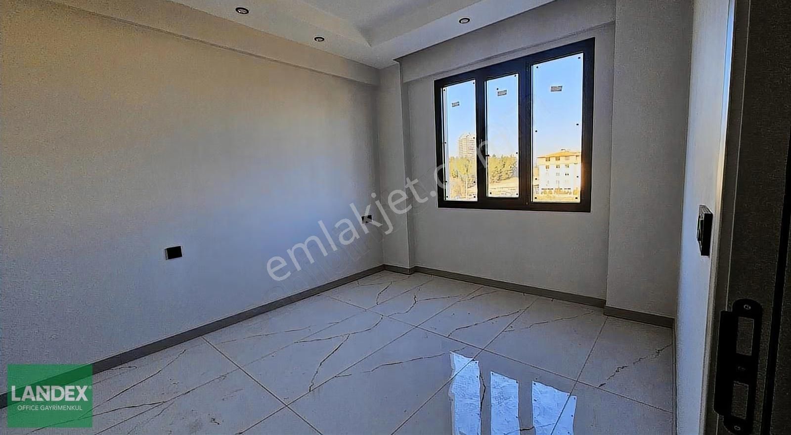 Şemikler'de Sıfır Geniş 2+1 Satılık Daireler - Görsel 7