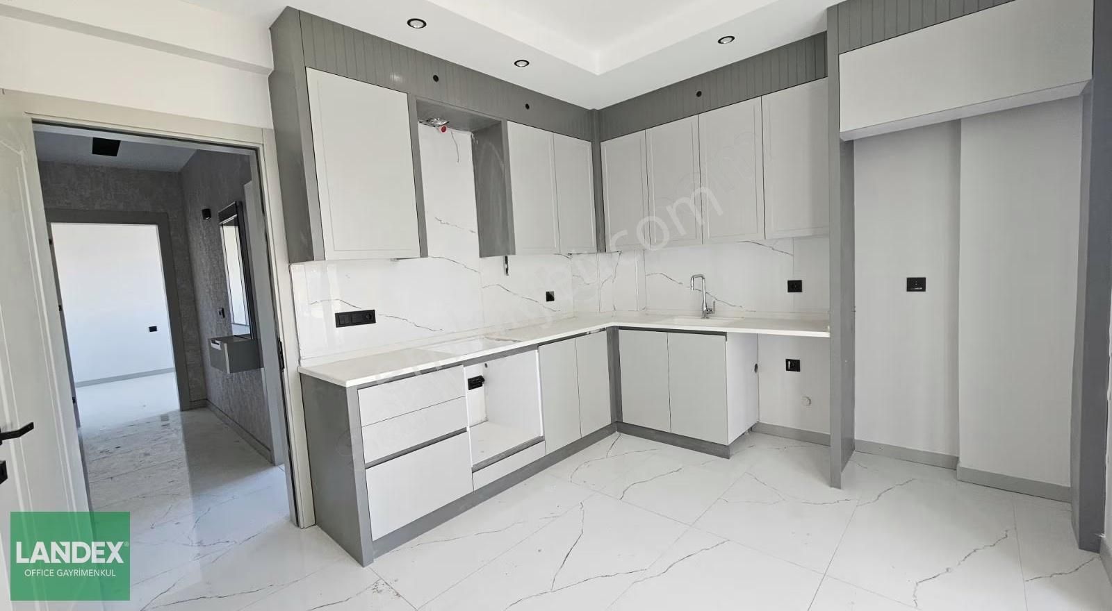 Şemikler'de Sıfır Geniş 2+1 Satılık Daireler - Görsel 2