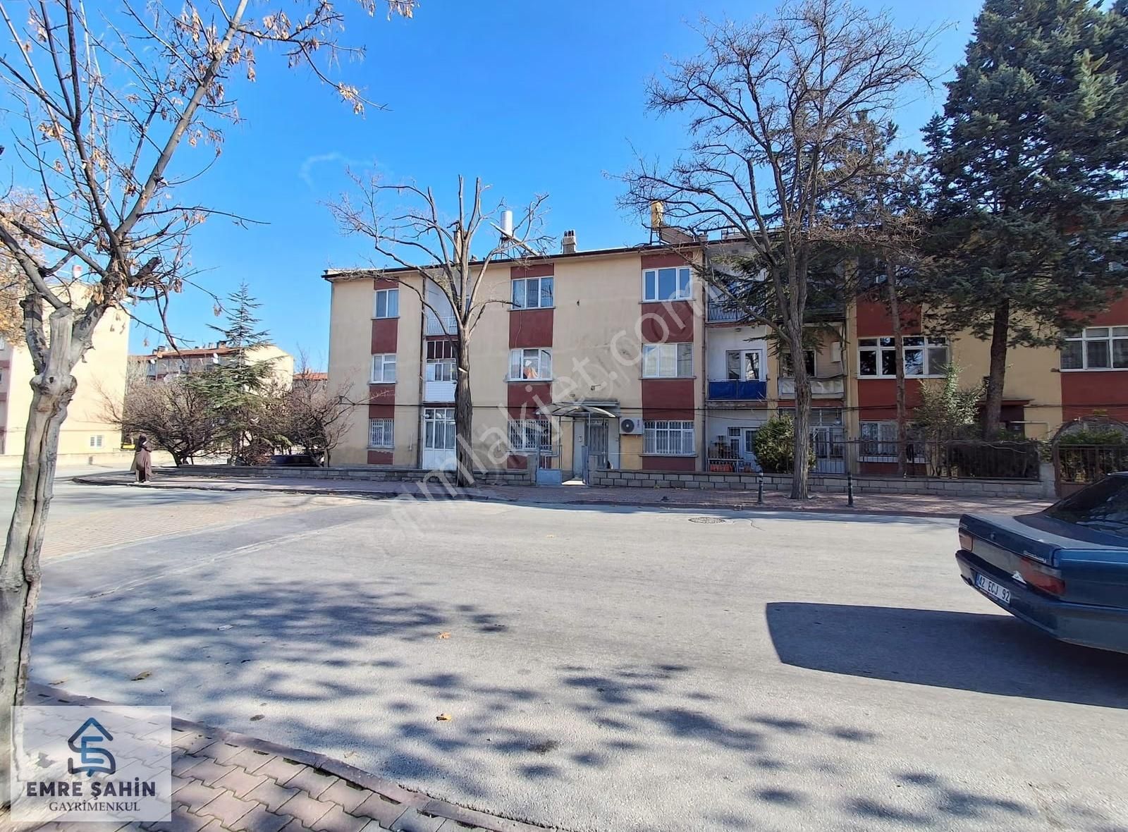 Pazartesi Pazarı Karşısı Binkonutlar Mah.geniş 2+1 Satılık Daire