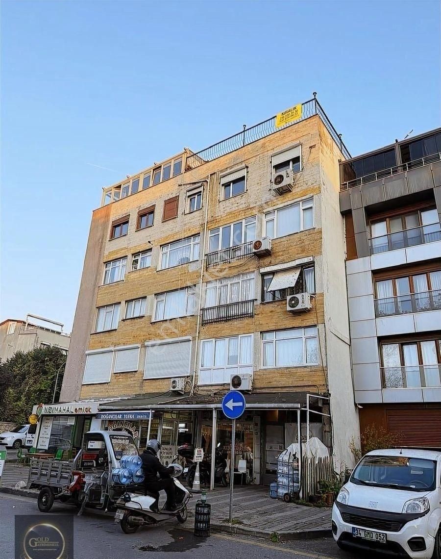 Üsküdar Salacak'ta Manzaralı Dubleks Kiralık Daire - Görsel 32