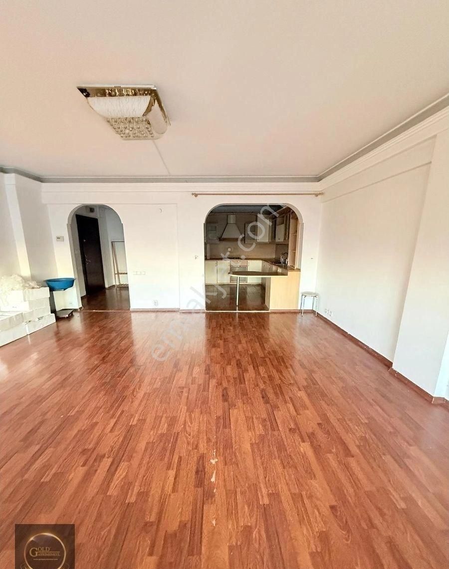 Üsküdar Salacak'ta Manzaralı Dubleks Kiralık Daire - Görsel 29