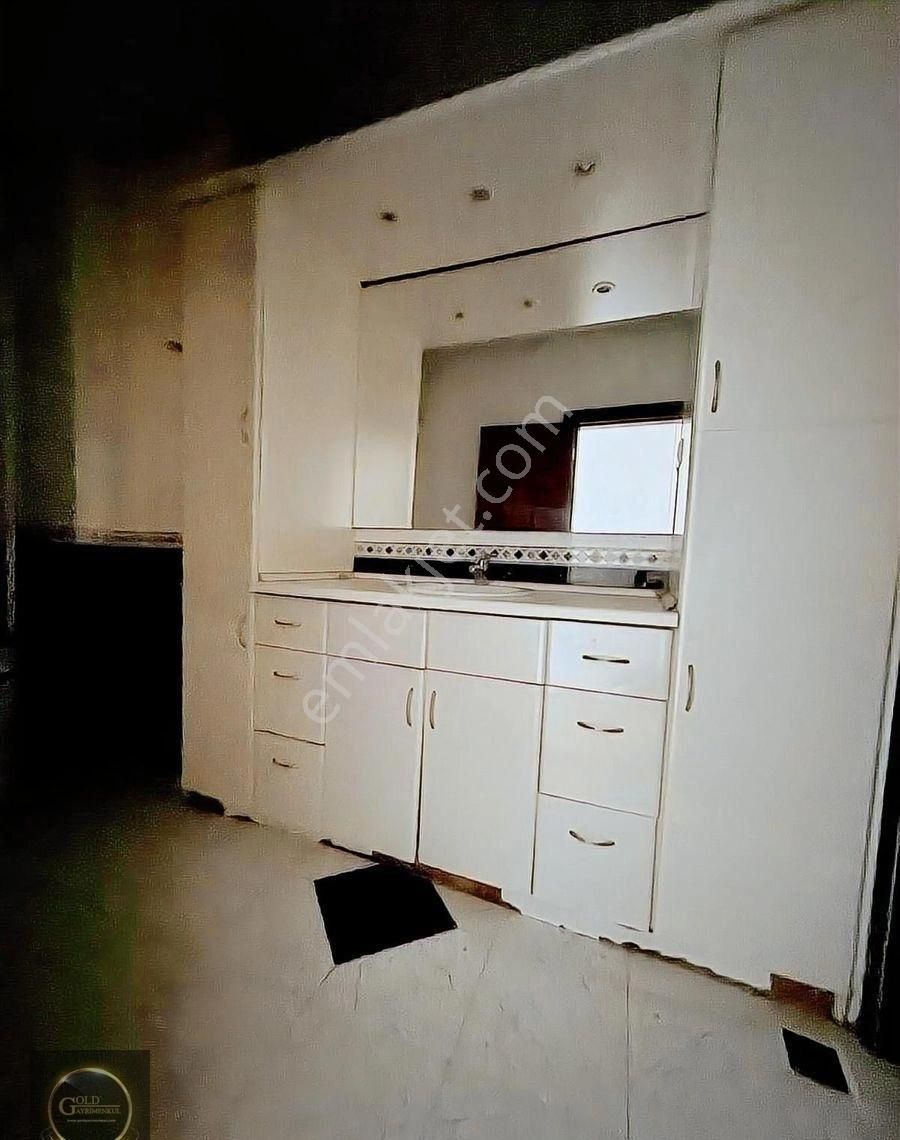 Üsküdar Salacak'ta Manzaralı Dubleks Kiralık Daire - Görsel 25