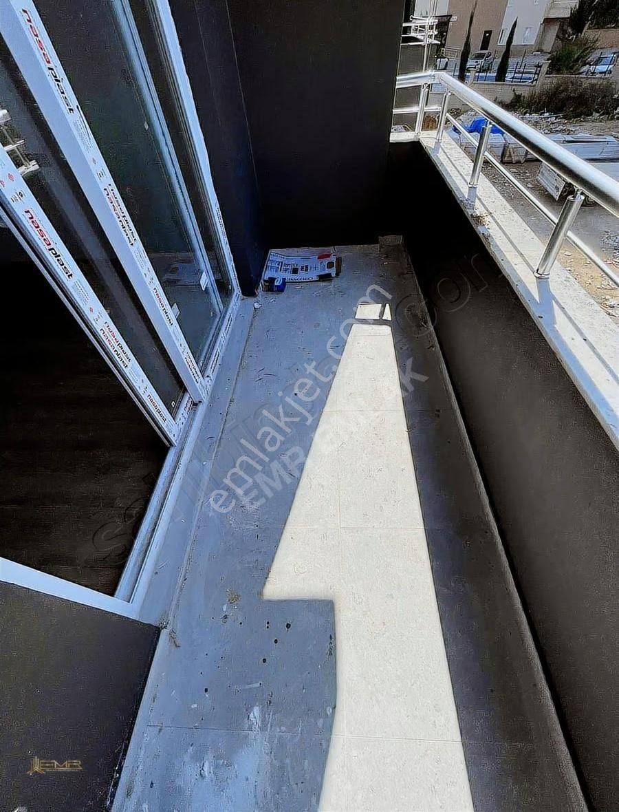 Emr'den 55m2 Emsallerinin En Genişi Balkonlu 1+1 Kiralık - Görsel 16