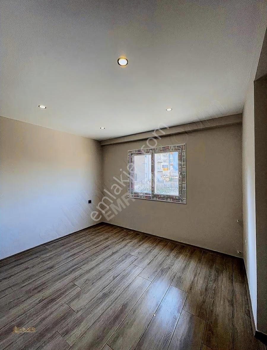 Çarkıpare Sınırında Caddeye 2.parselde Kiralık Lüks 1+1 - Görsel 12
