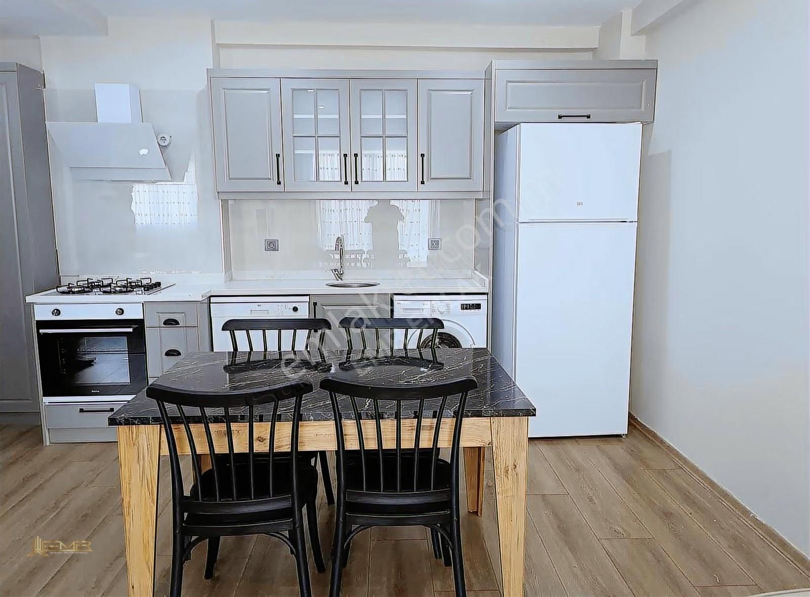 Sarıçamda Stadyum Civarı Eşyalı Kiralık Ultra Geniş 1+1 Daire - Görsel 2