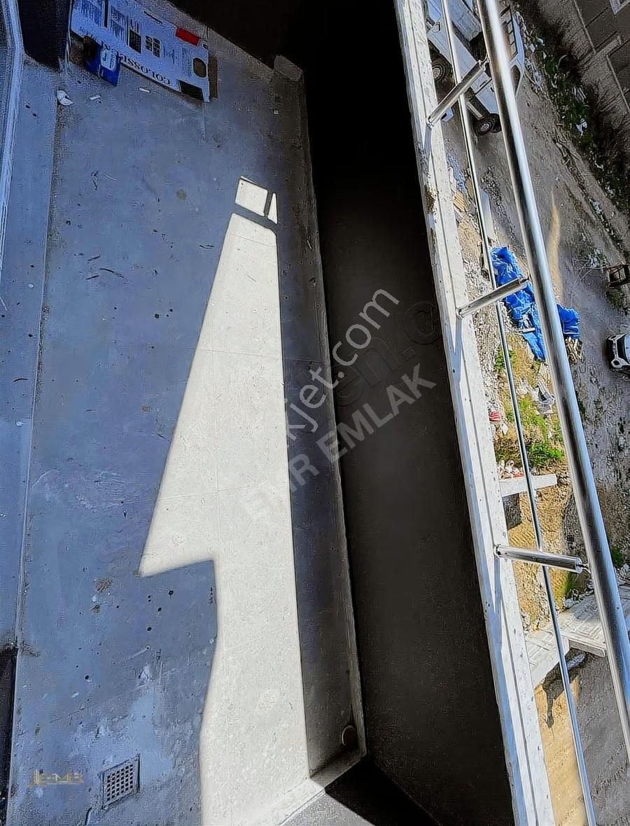 Sarıçamda Stadyum Civarı Eşyalı Kiralık Ultra Geniş 1+1 Daire - Görsel 12
