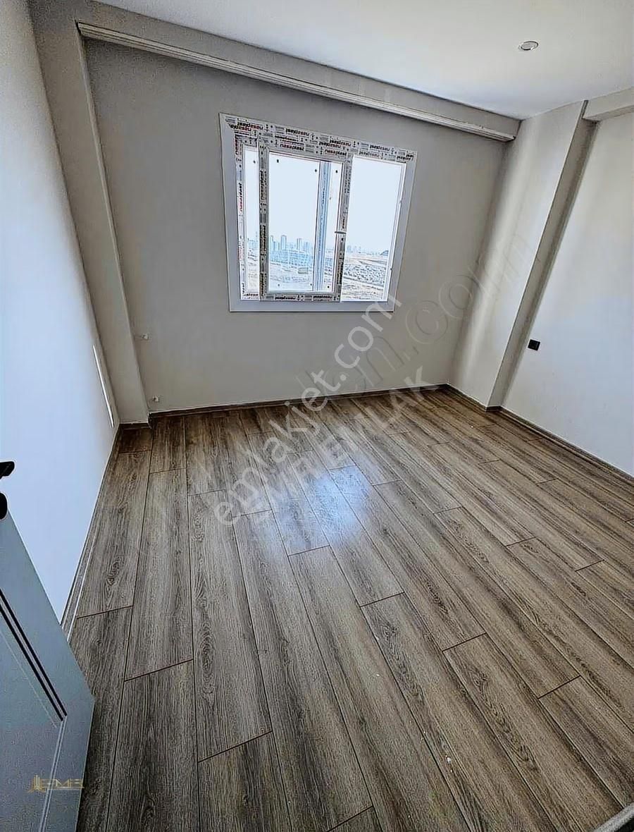 Emr'den Emsallerinin En Genişi 50m2 1+1 Kiralık Daire - Görsel 11