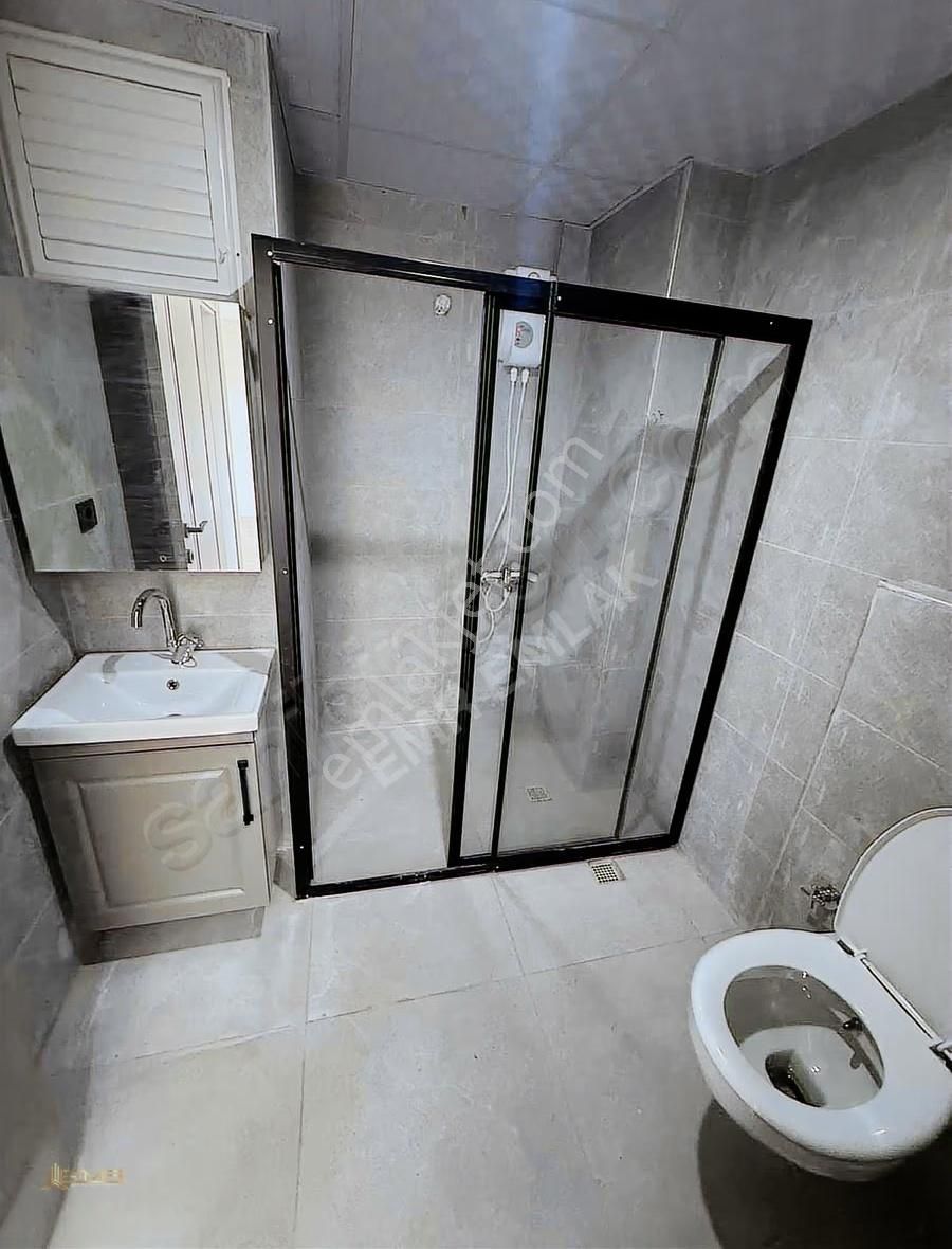 Emr'den Emsallerinin En Genişi 50m2 1+1 Kiralık Daire - Görsel 12