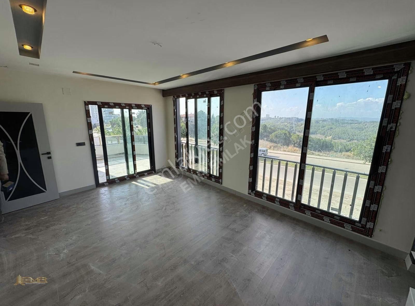 Emr'den Çınarlıda Cadde Üzeri 2+1 90 M2 Satılık Lüks Daire - Görsel 10