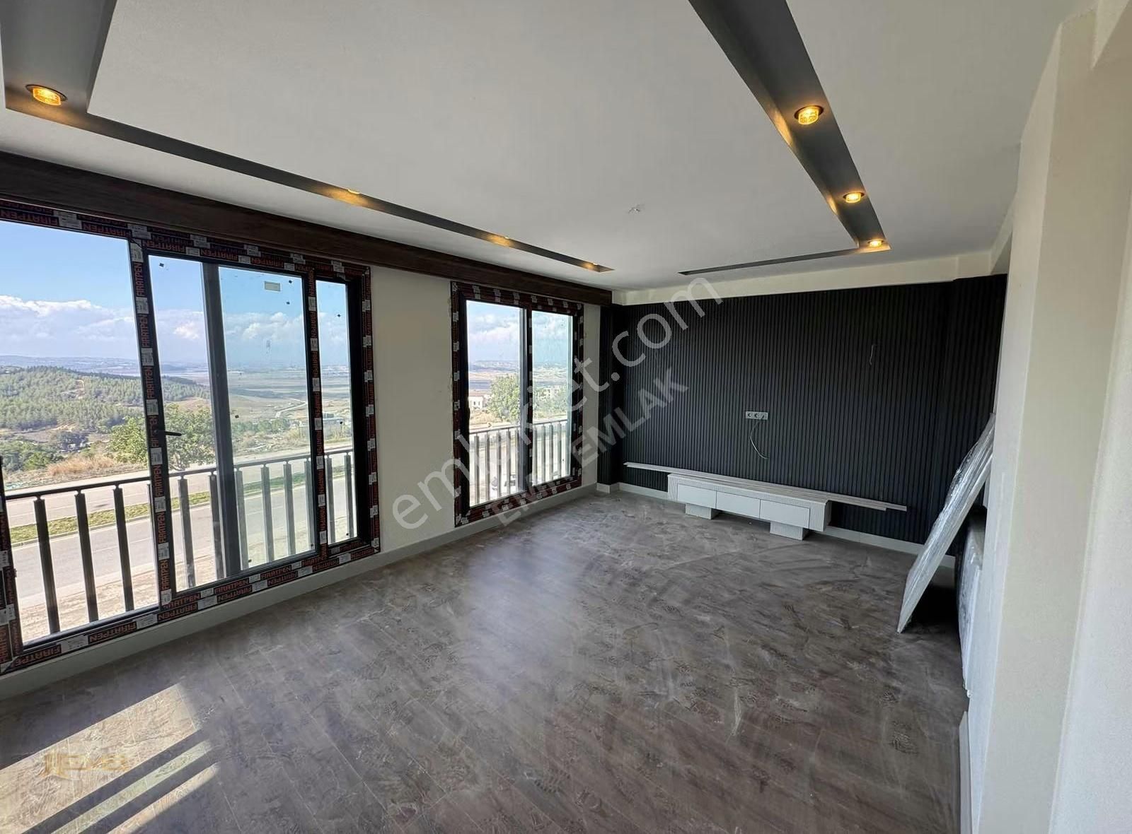 Emr'den Çınarlıda Cadde Üzeri 2+1 90 M2 Satılık Lüks Daire - Görsel 20