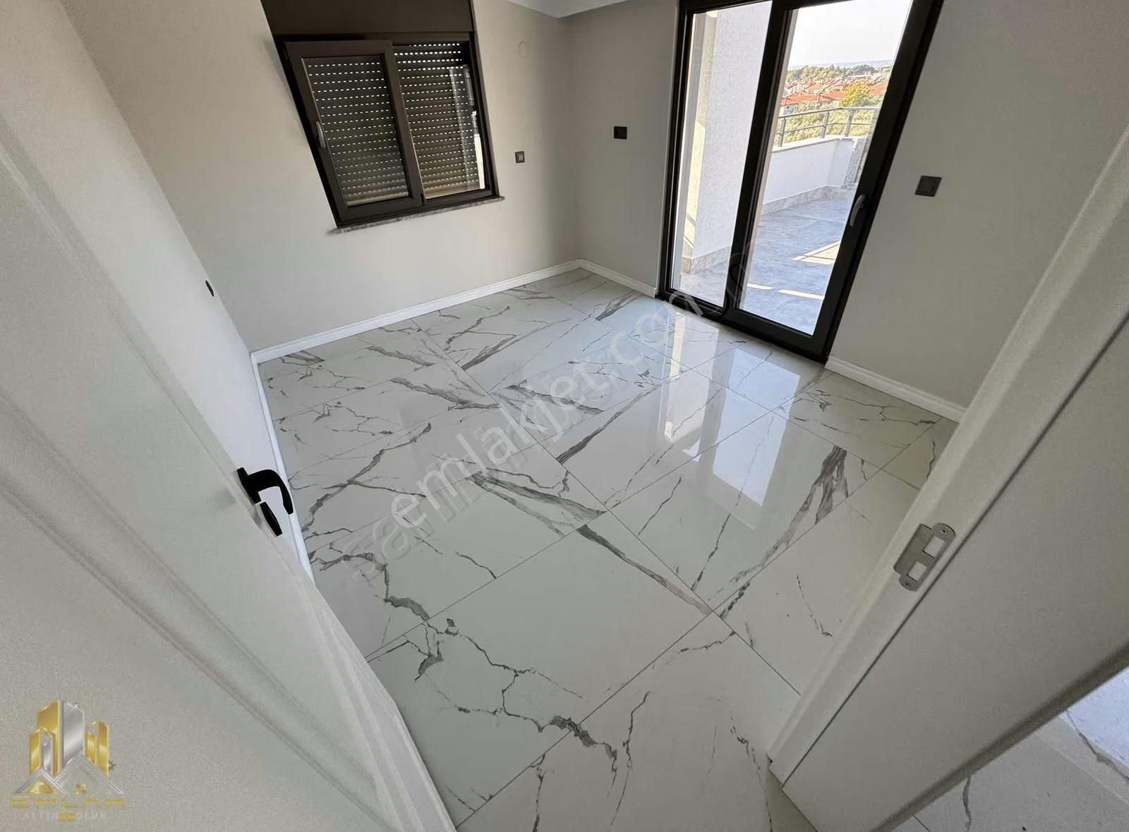 Emlak-58,den Altınoluk Narlıda Sıfır 5+1 Müstakil Lüx Villa - Görsel 8