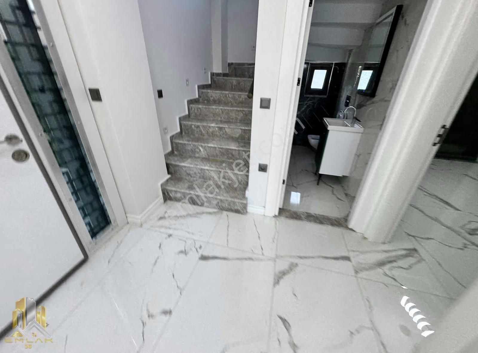 Emlak-58,den Altınoluk Narlıda Sıfır 5+1 Müstakil Lüx Villa - Görsel 33