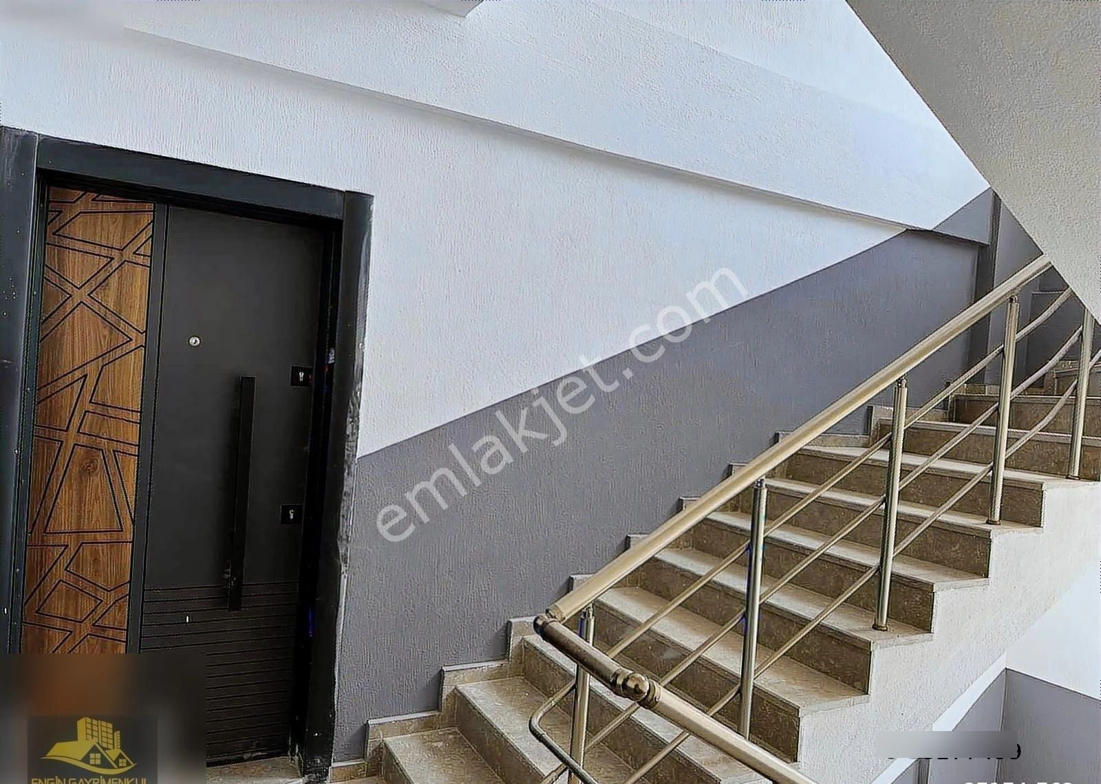 Manavgat Ilıca Da Satılık Lüks Büyük Çift Girış Dübleks Daire