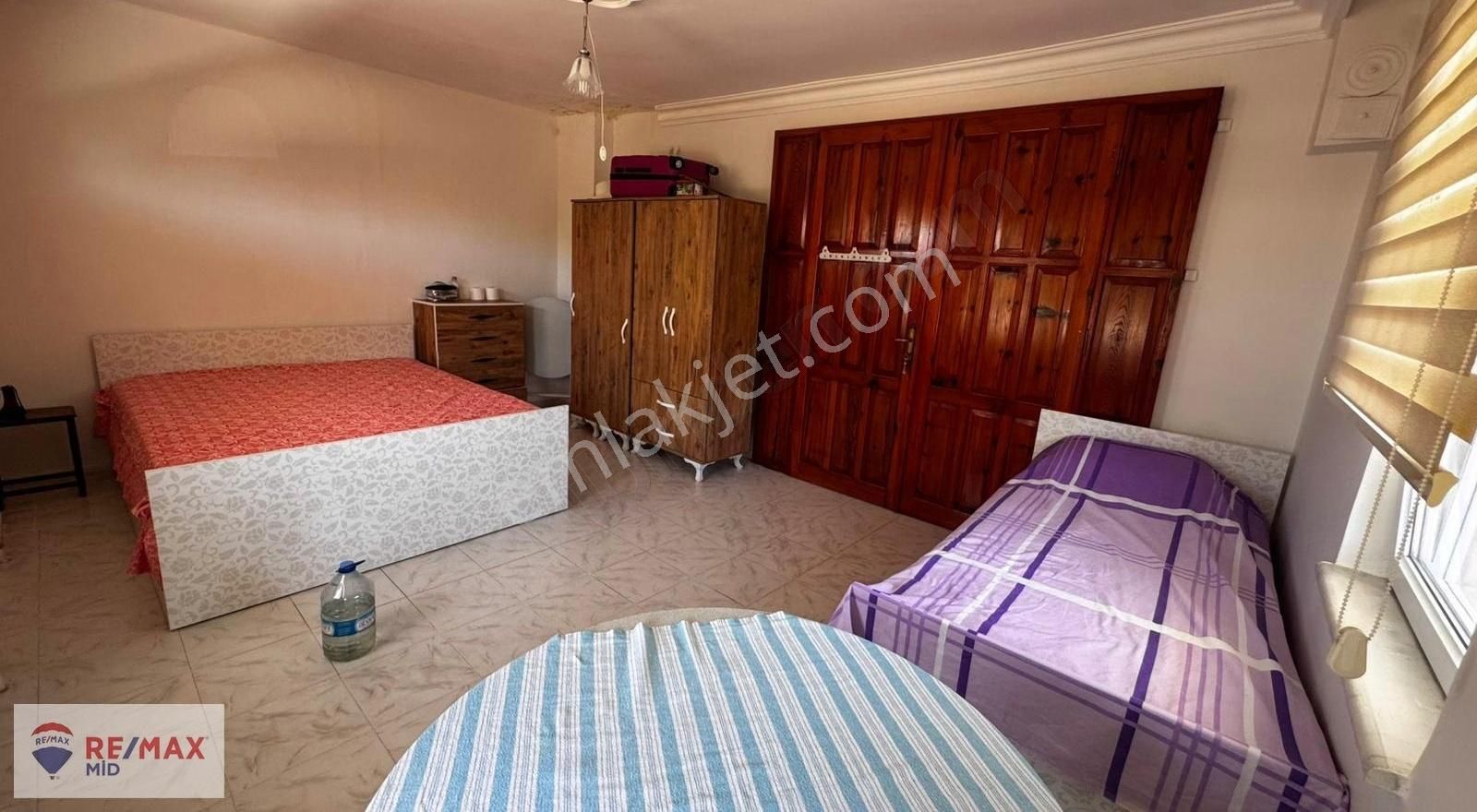 Remax Mid Satılık Denize 100 Mt. Mesafede 5+1 Villa - Görsel 5