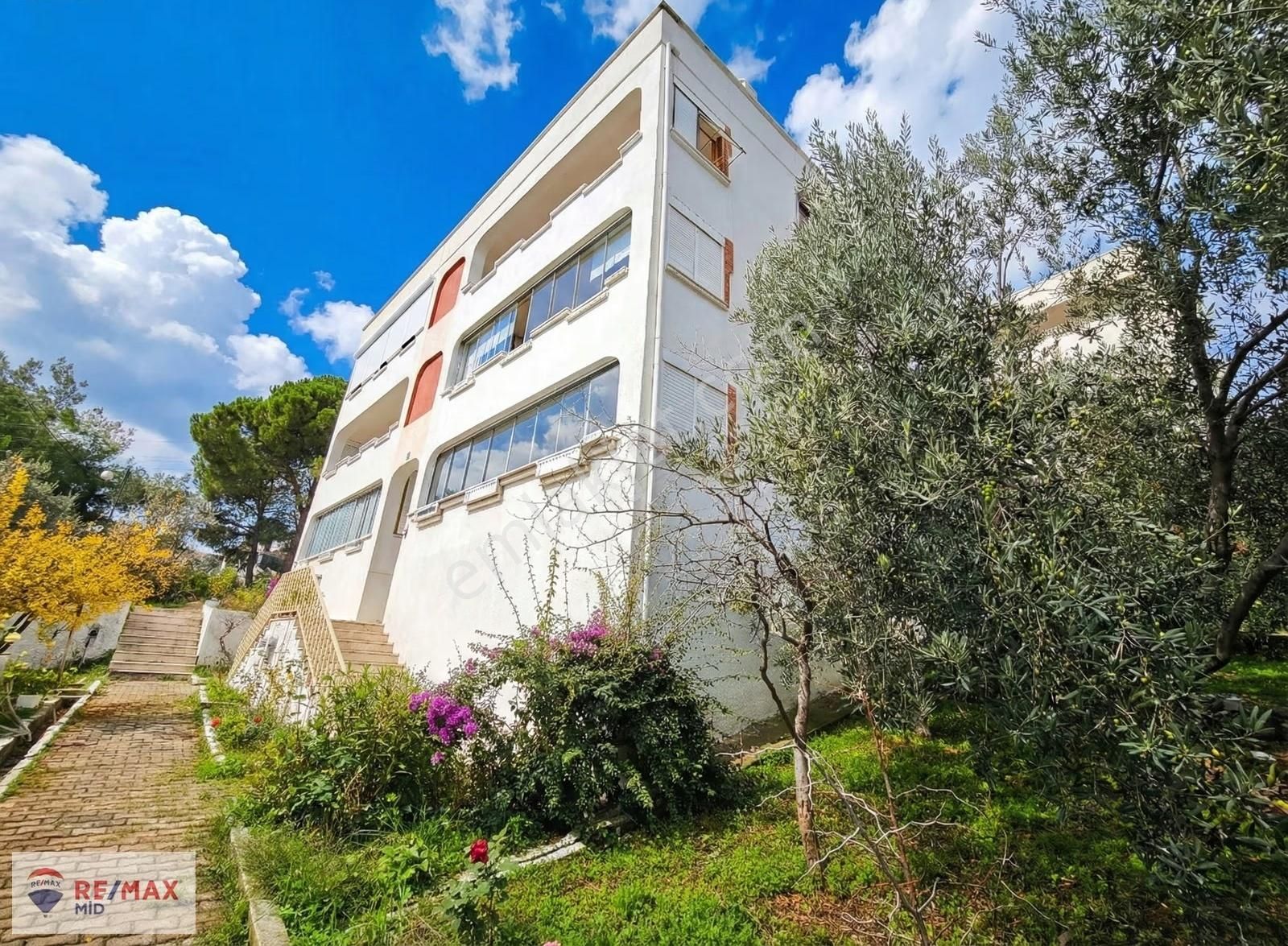 Remax Mıd - Altınoluk Göktan Sıtesınde Denız Manzaralı Daıre - Görsel 12
