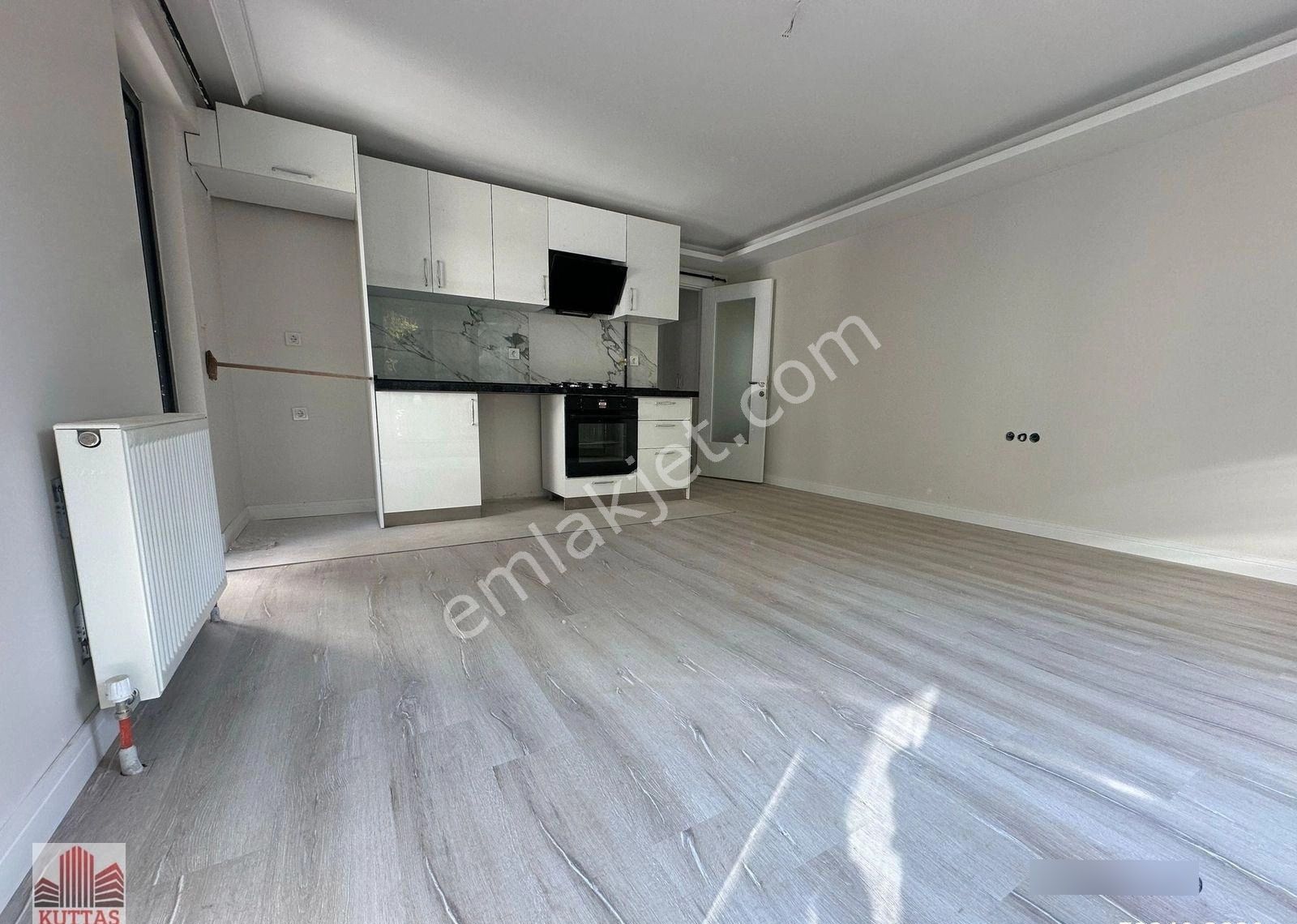Kuttaş Emlak'tan 0 Binada Katta 1+1 Ön 50 M2 Metro Yakını Kombil - Görsel 14