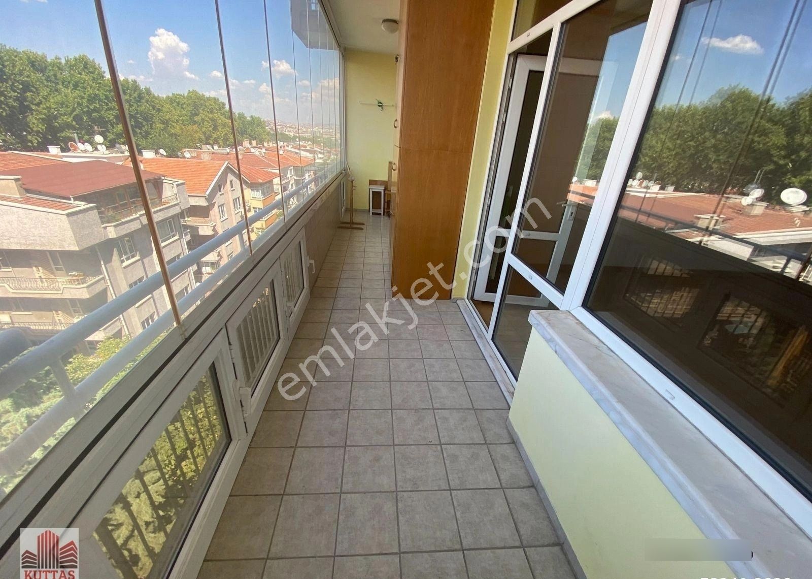 Eser Sitesinde 24 Saat Güv 3+1 İçi Yapılı 120m2 Katta Ön Metro Y - Görsel 10