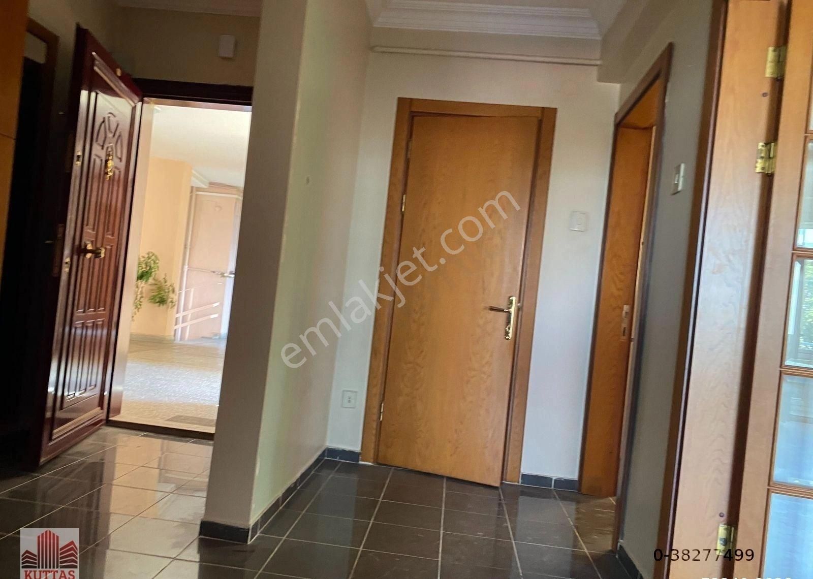 Eser Sitesinde 24 Saat Güv 3+1 İçi Yapılı 120m2 Katta Ön Metro Y - Görsel 27