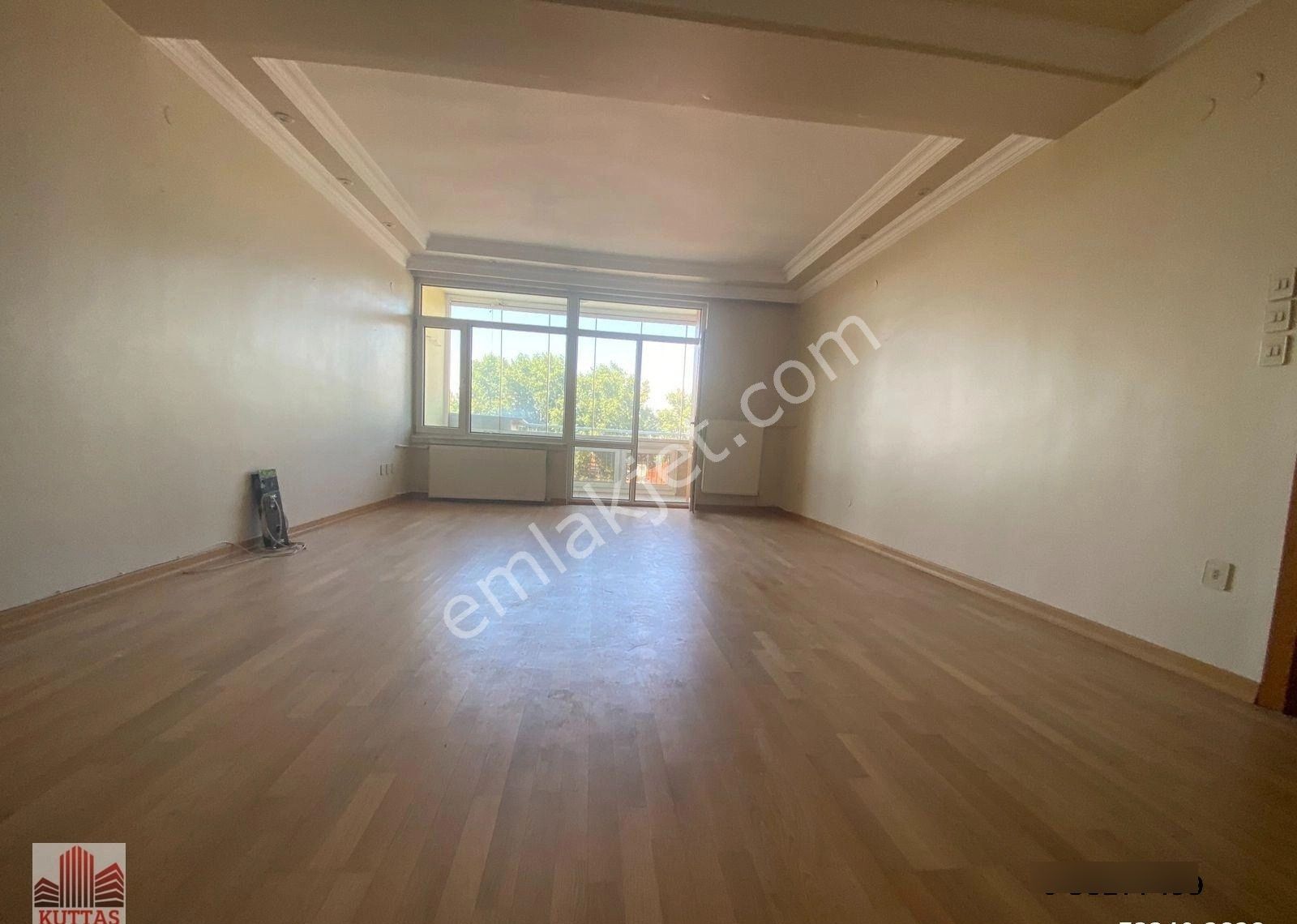 Eser Sitesinde 24 Saat Güv 3+1 İçi Yapılı 120m2 Katta Ön Metro Y - Görsel 5