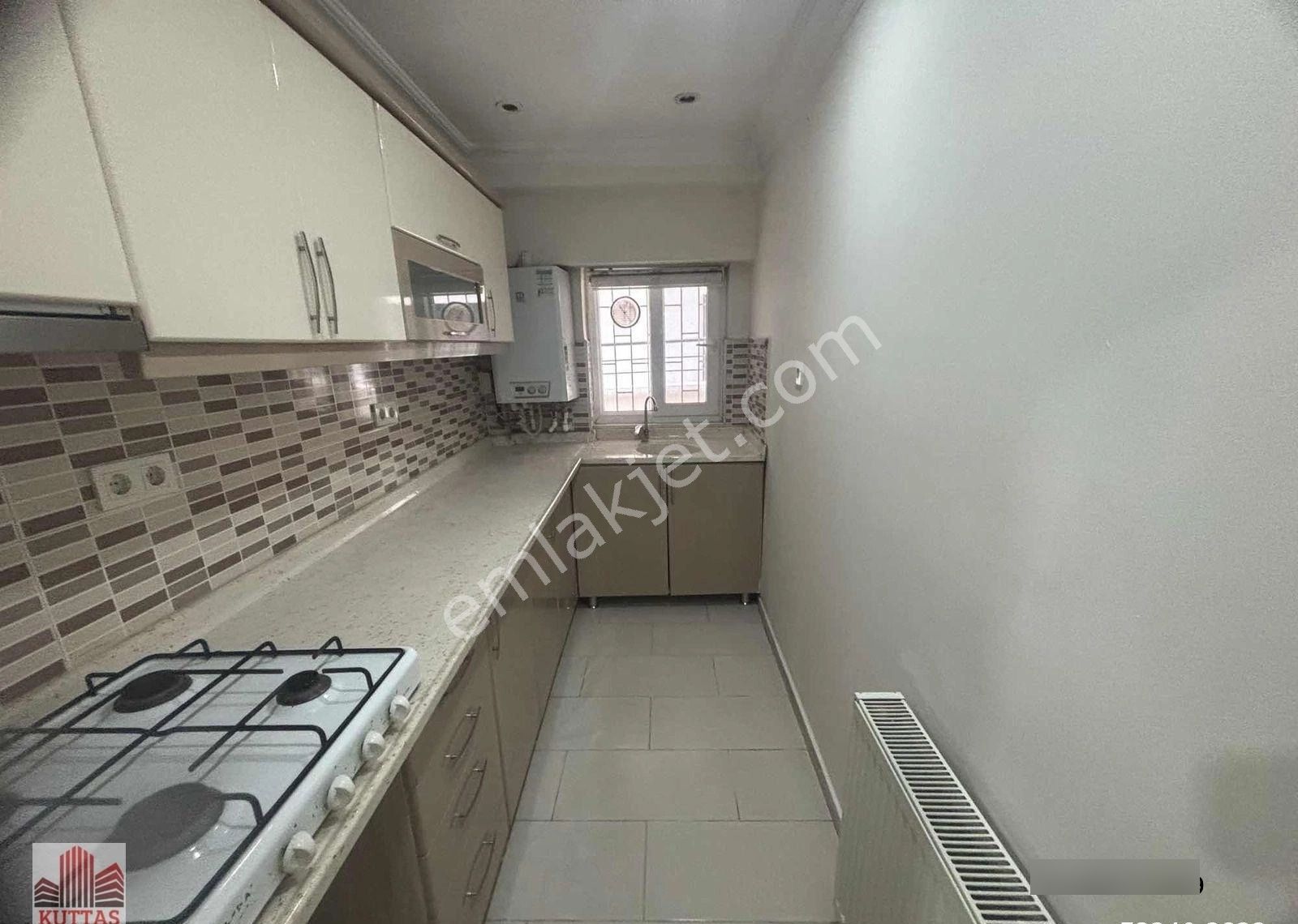 Kuttaş'tan Bahçeli'de Kot 1 İçi Yapılı 2+1 Metro Yakını Daire - Görsel 9