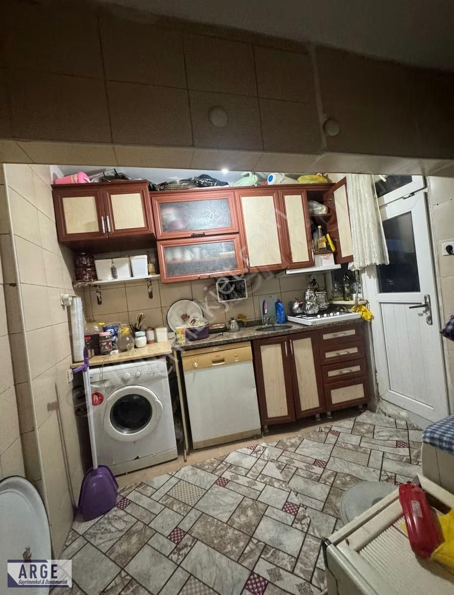 Fethiye Caddesi 100 M2 2+1 Satılık Daire - Görsel 9