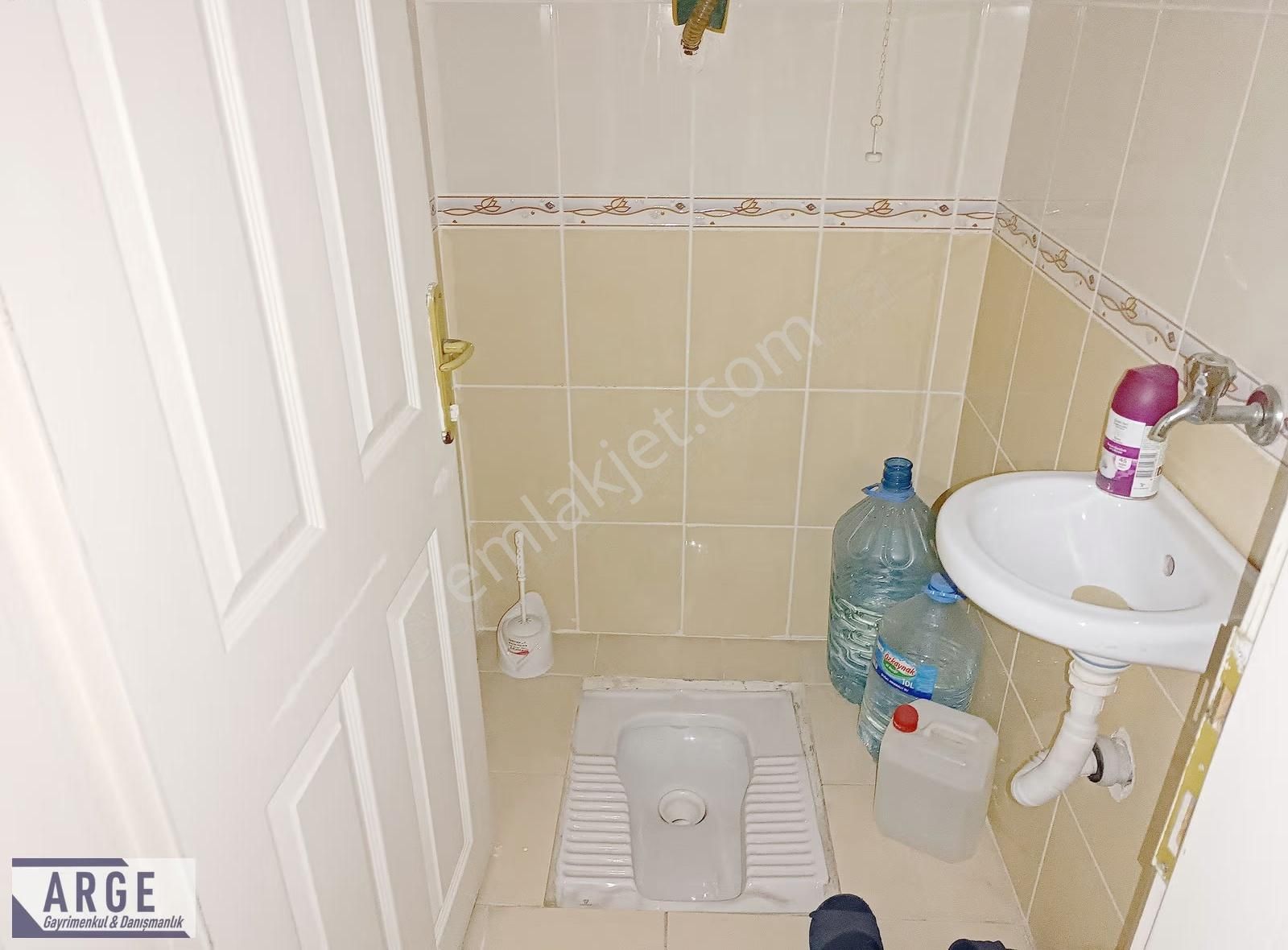 Rami Cuma Mh'de, 2+1, 100m2, 2.kat, Otoparklı, Kiralık Daire - Görsel 4