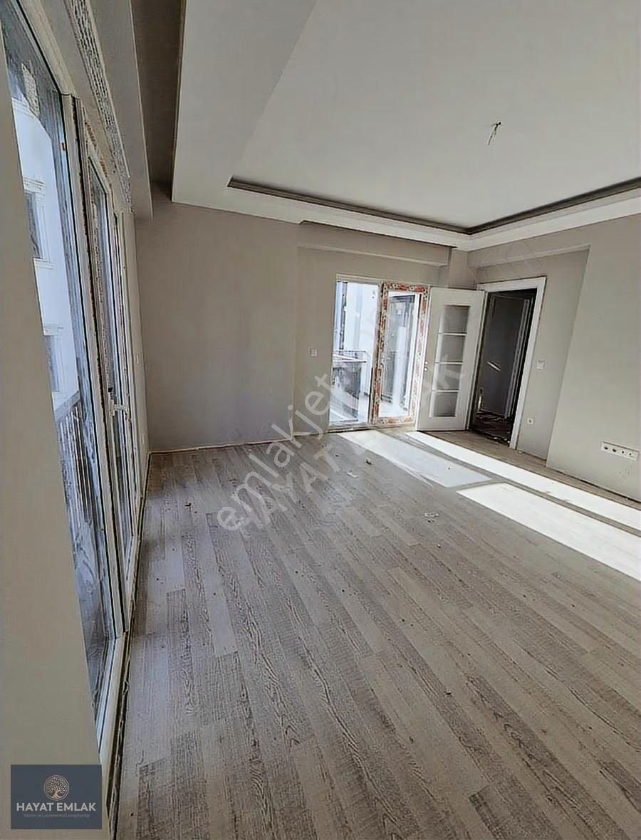 Merkezi Konumda Satılık 2+1 Daire - Görsel 3