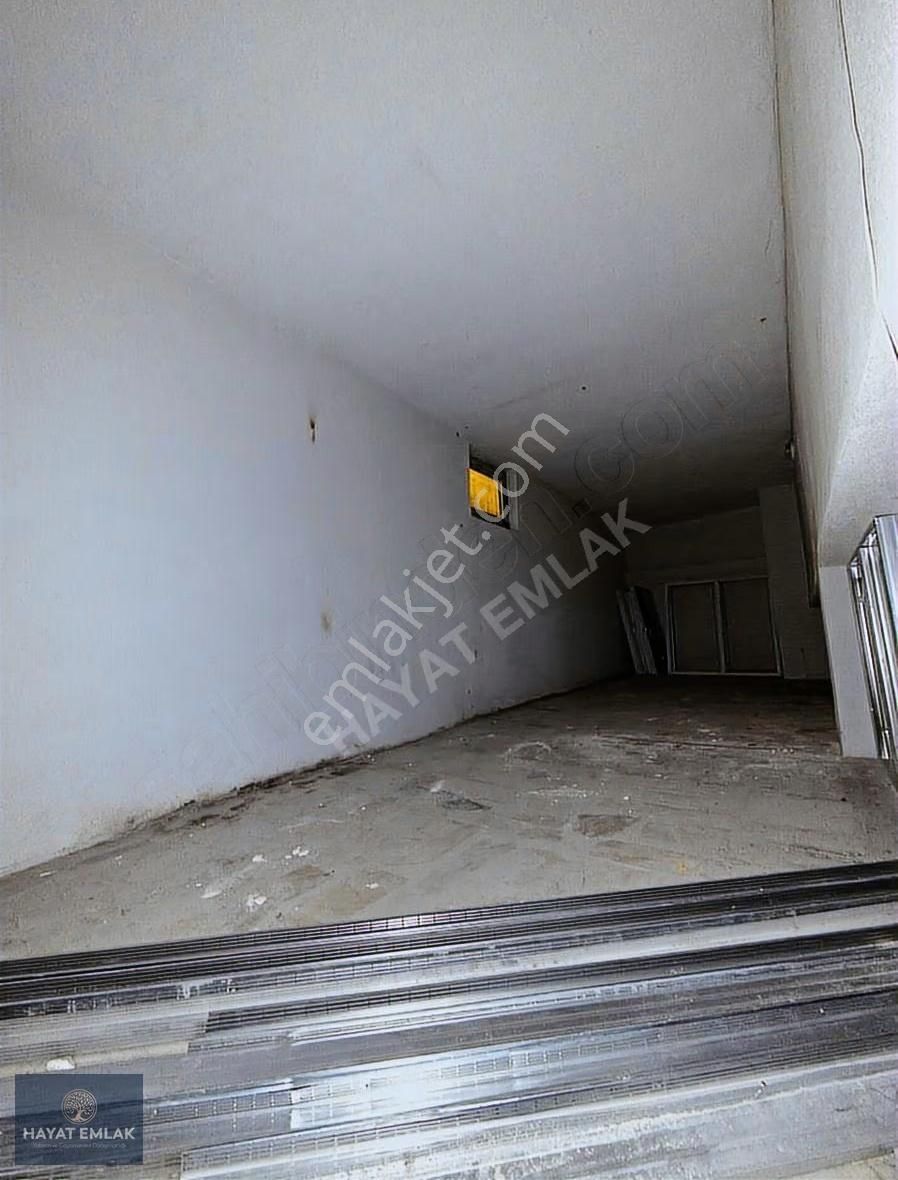 Aydıntepe Merkezi Konumda Satılık Dükkan - Görsel 9