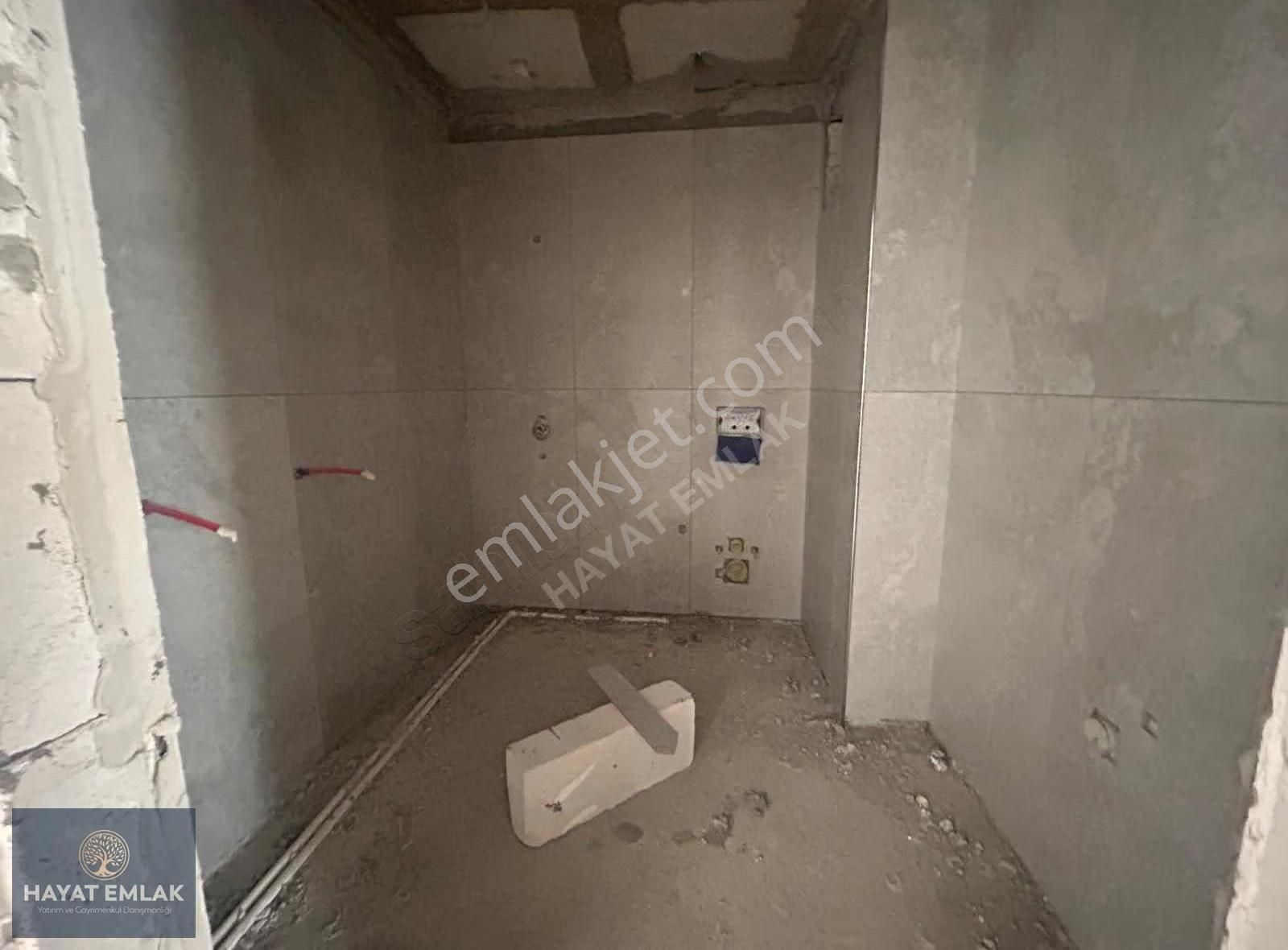 Tuzla Marina Karşısı 2+1 Satılık Daire - Görsel 4