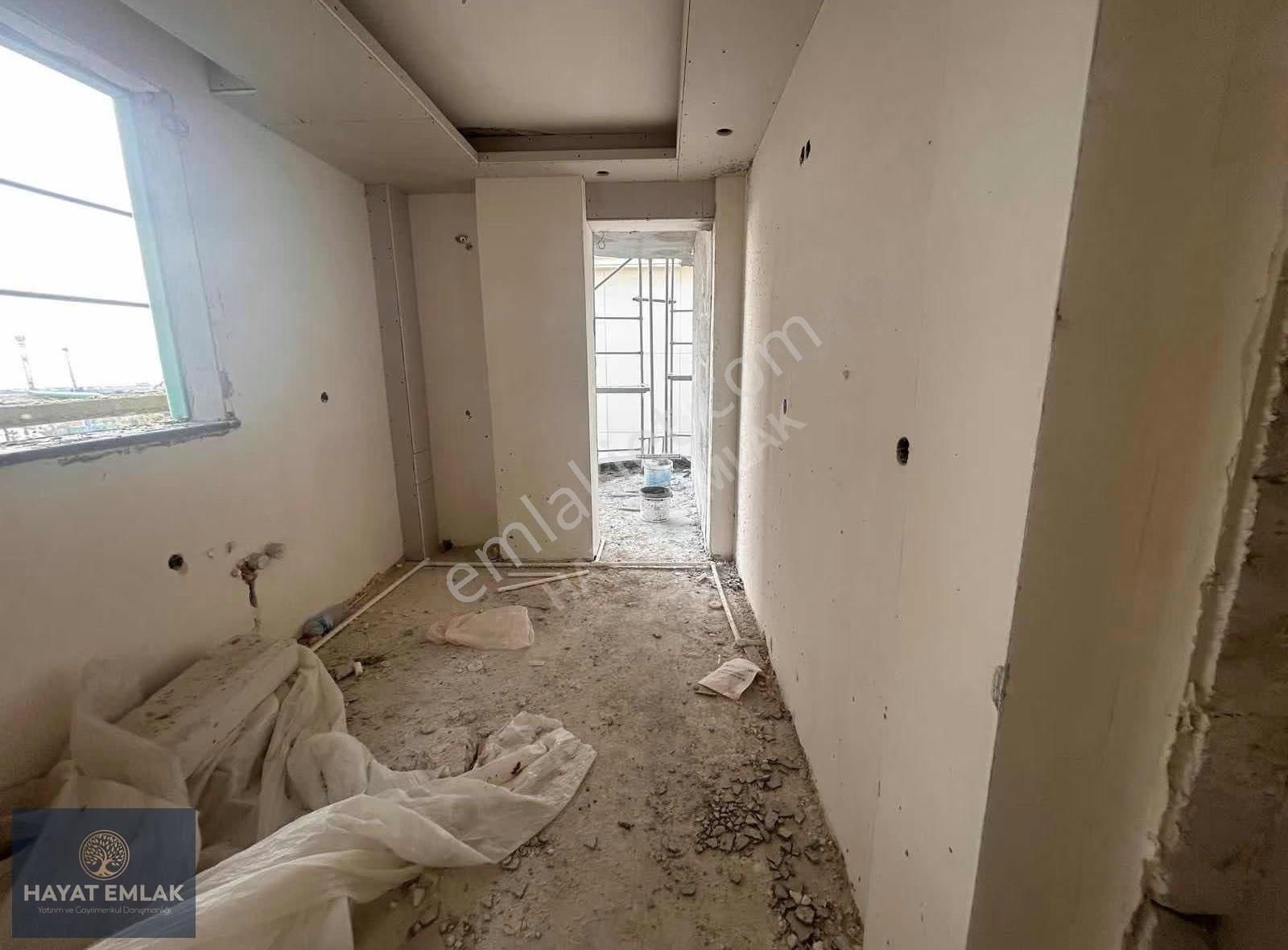 Tuzla Marina Karşısı 2+1 Satılık Daire - Görsel 14