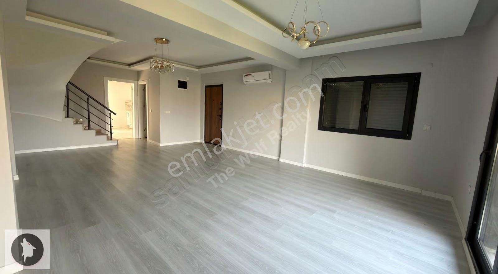 Menemende Satılık Villa Süleymanlıda Doğa İçinde Lüks Villa 3+2 - Görsel 27