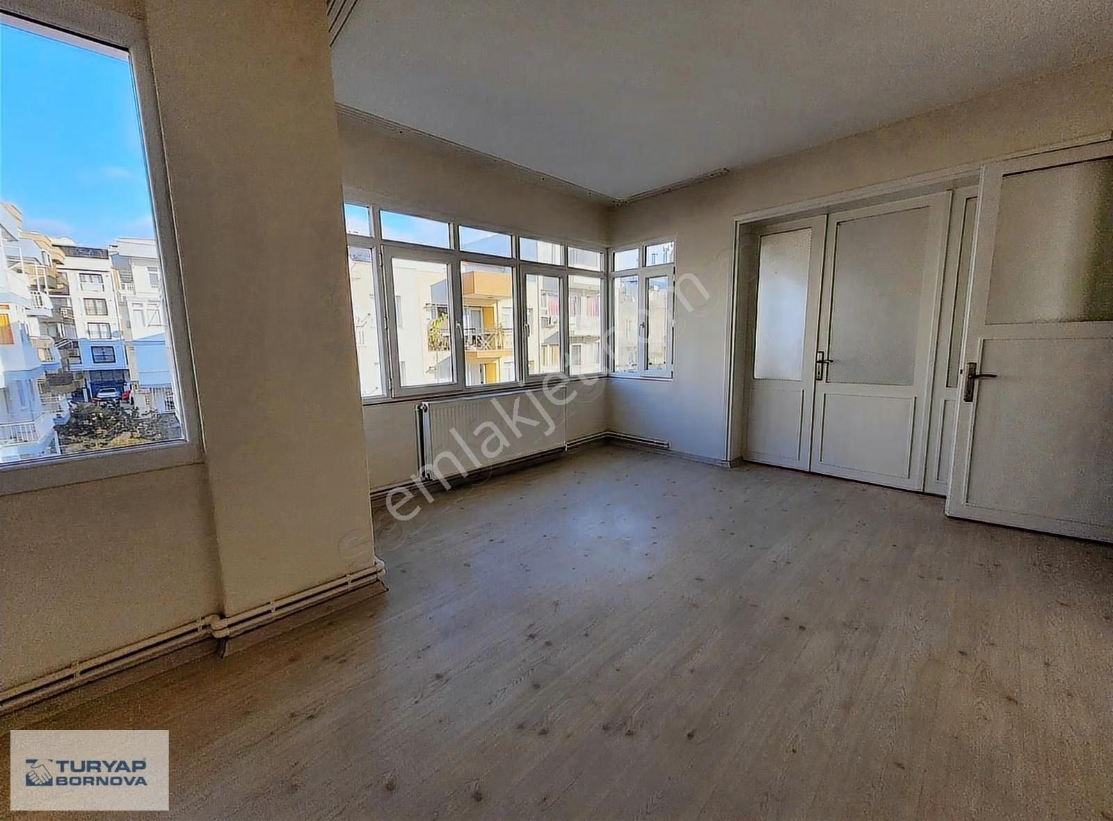 Ege Üniversitesi Ve Evka3 Metro Yakını Bakımlı Kiralık Daire - Görsel 32