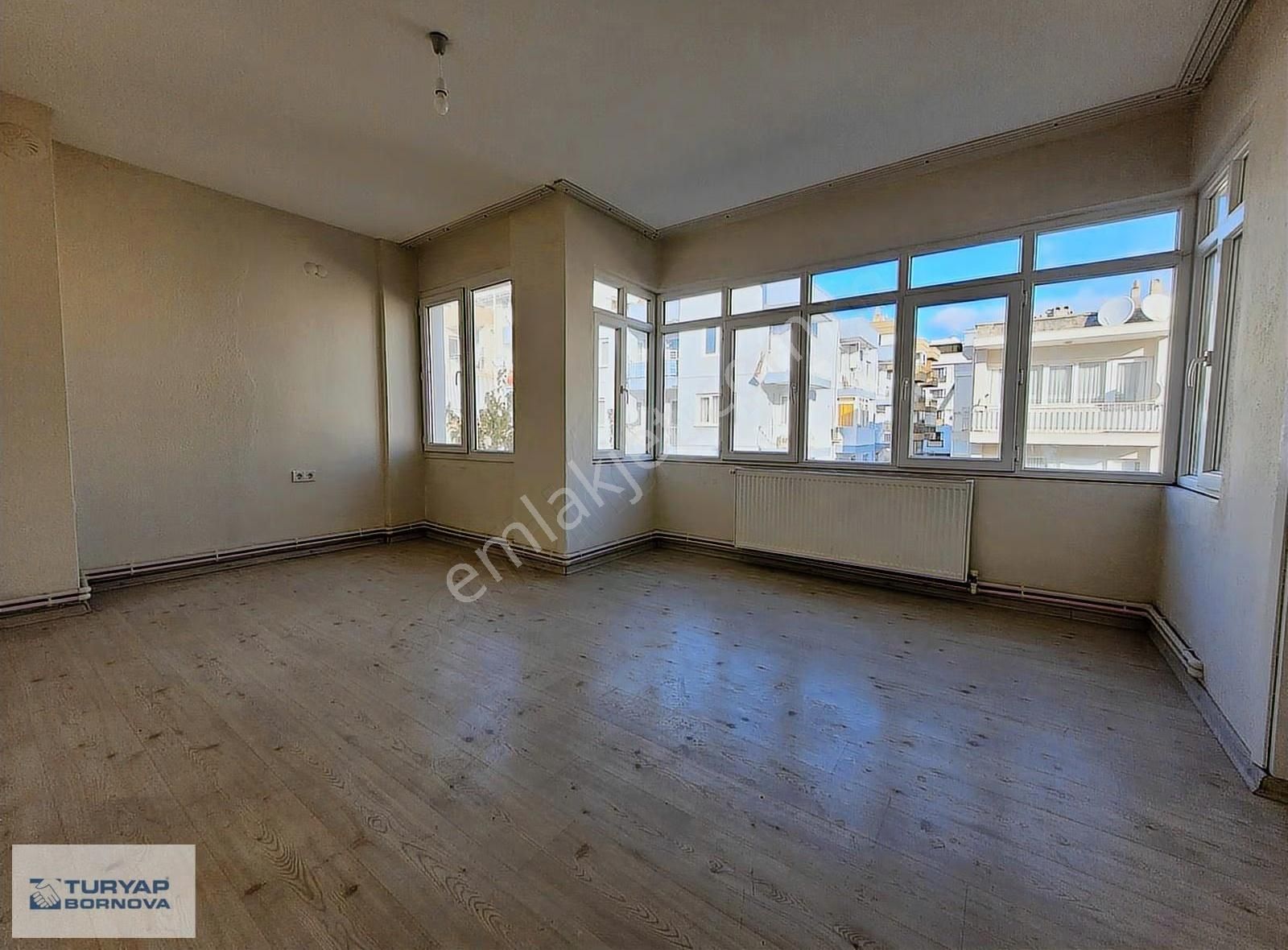 Ege Üniversitesi Ve Evka3 Metro Yakını Bakımlı Kiralık Daire - Görsel 5