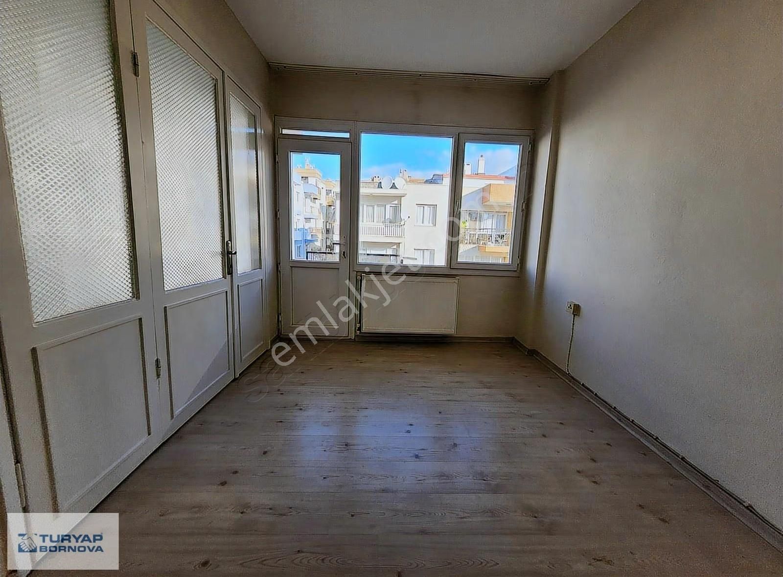 Ege Üniversitesi Ve Evka3 Metro Yakını Bakımlı Kiralık Daire - Görsel 35