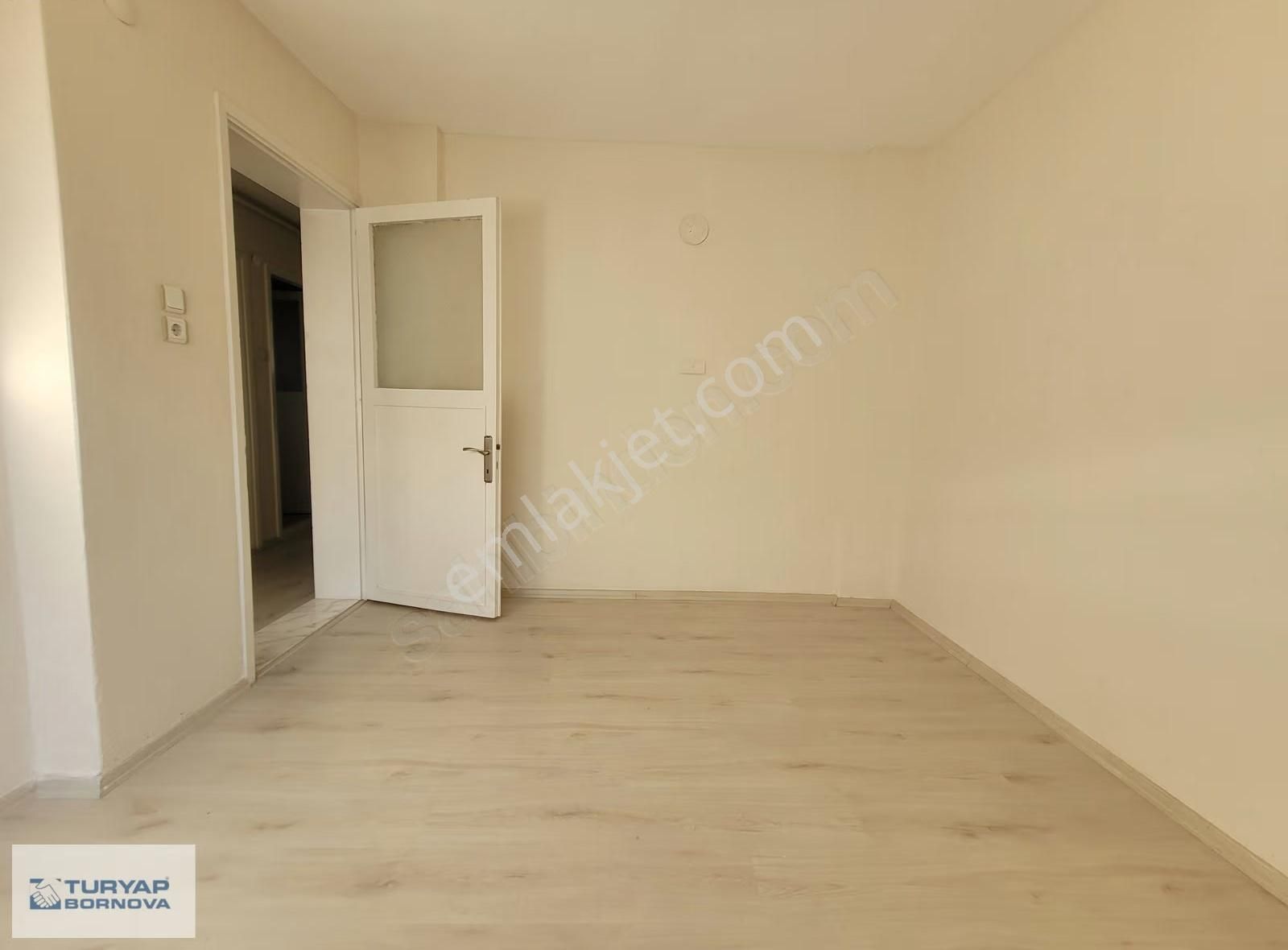 Ege Üniversitesi Ve Evka3 Metro Yakını Bakımlı Kiralık Daire - Görsel 28