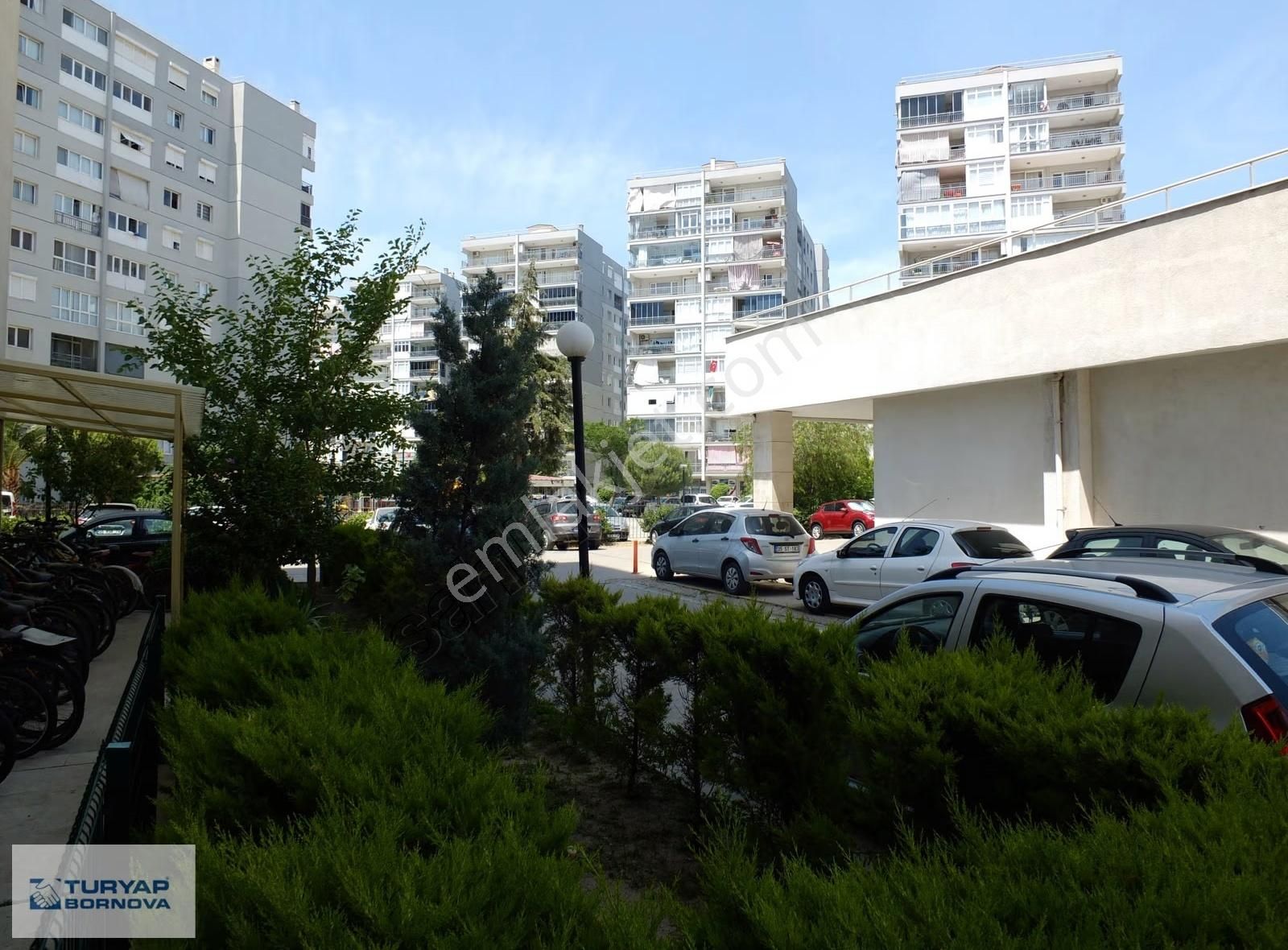 Bayraklı Smyrna'da Site İçerisinde Doğalgaz Kombili 2+1 Kiralık - Görsel 12