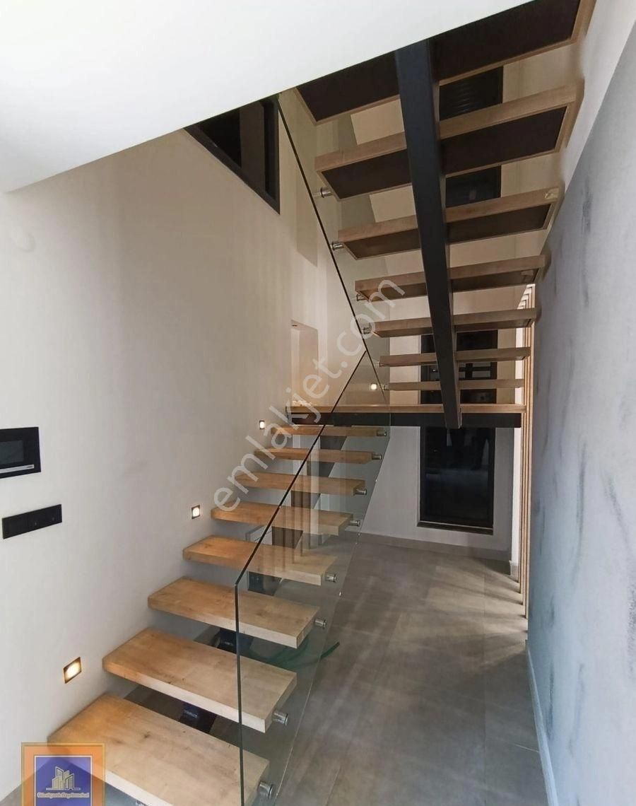 Sürekli Boş Kiralık Havuzlu Sitede Müstakil Villa Sahile 1300m - Görsel 31