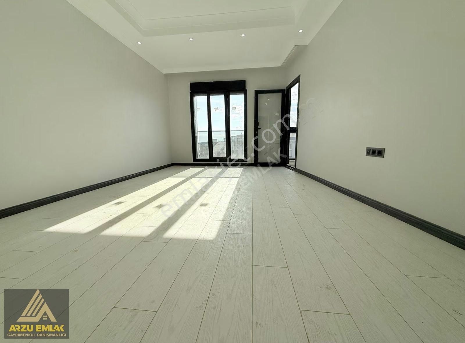 Arzu Emlaktan Yunusemre Mah Cadde Üstü Asansörlü Sıfır 2+1 Daire - Görsel 30