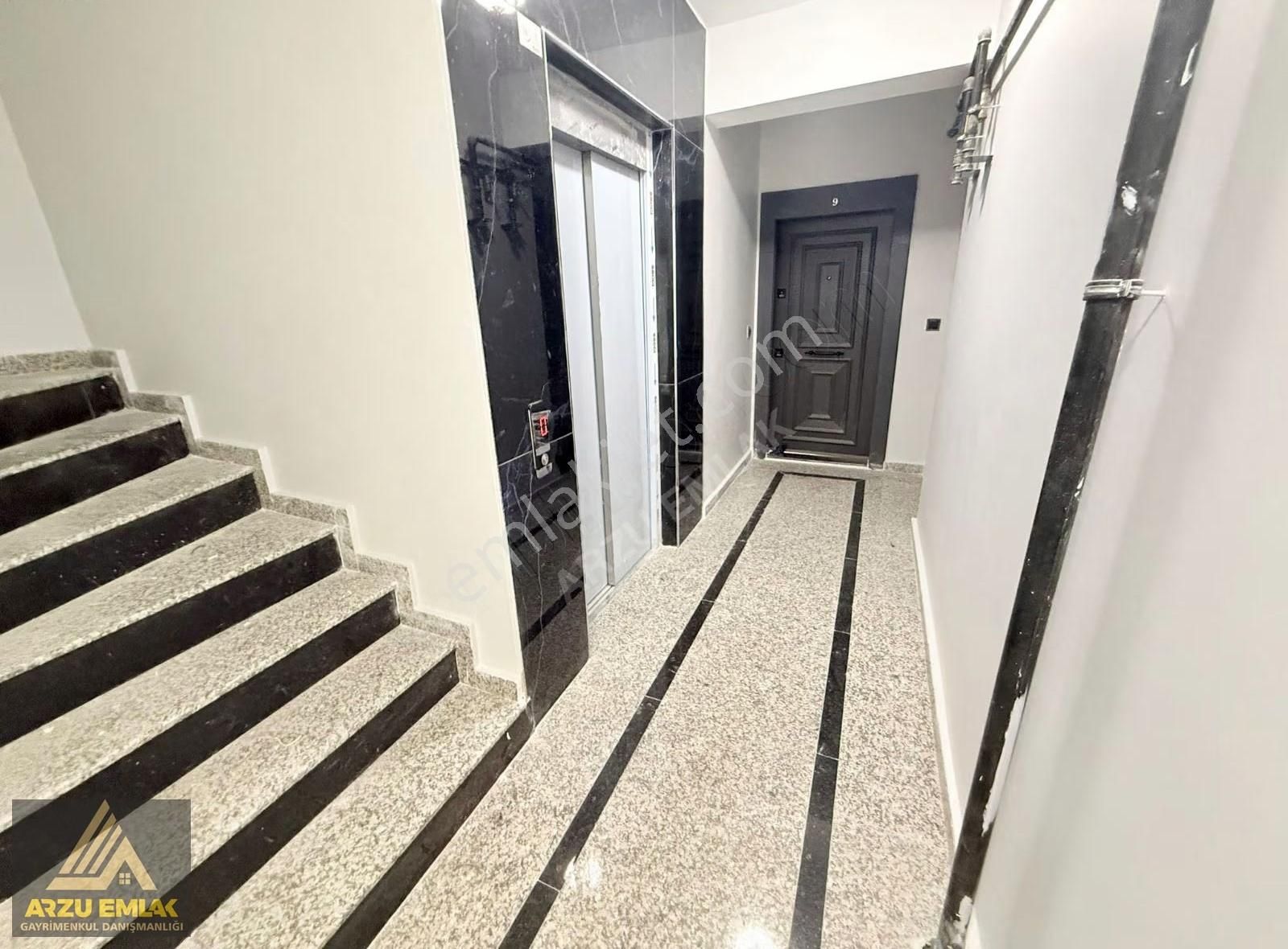 Arzu Emlaktan Yunusemre Mah Cadde Üstü Asansörlü Sıfır 2+1 Daire - Görsel 19