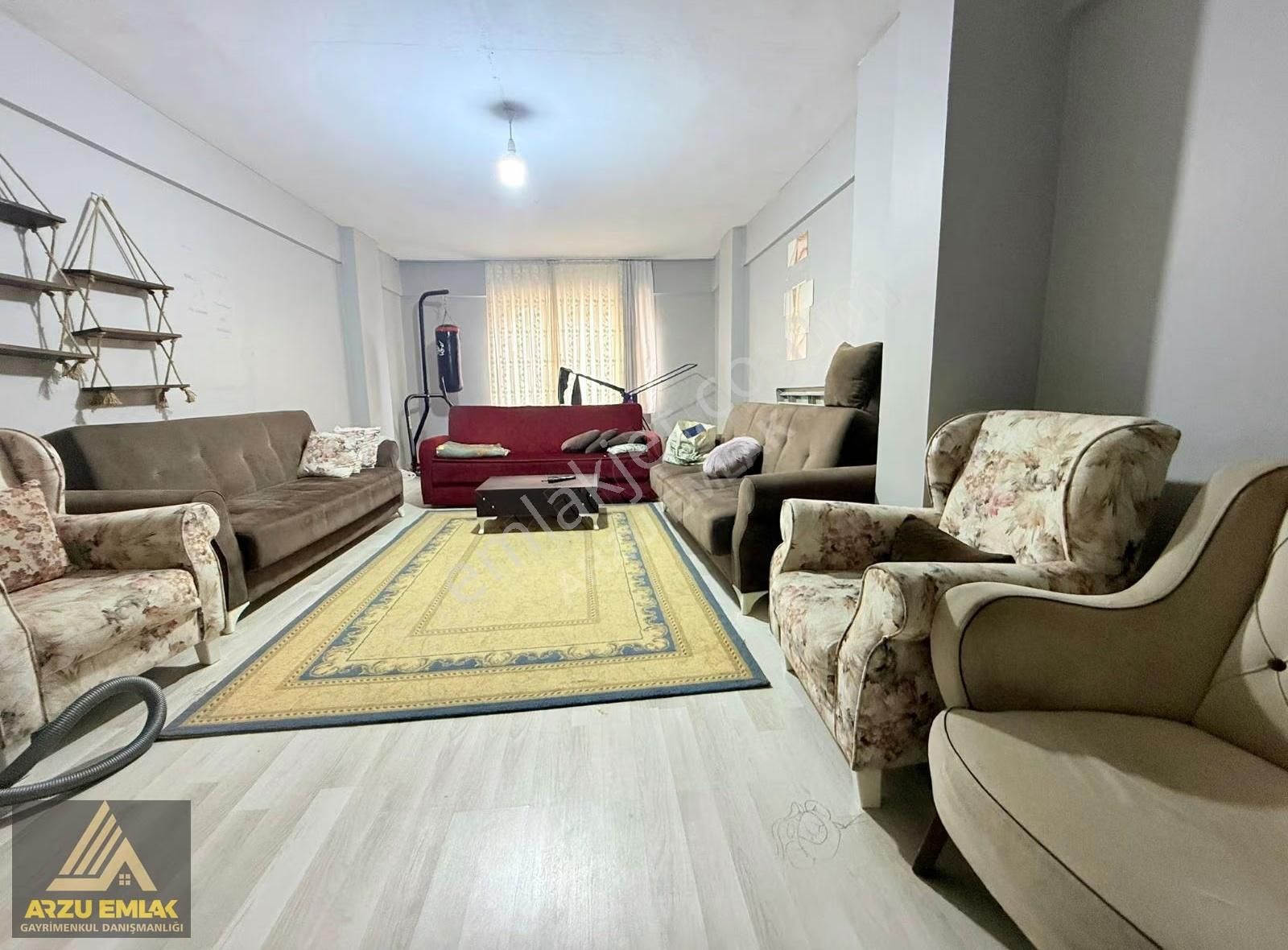 Arzu Emlaktan 75.yıl Mah Satılık Asansörlü 2+1iki Balkonlu Daire - Görsel 32