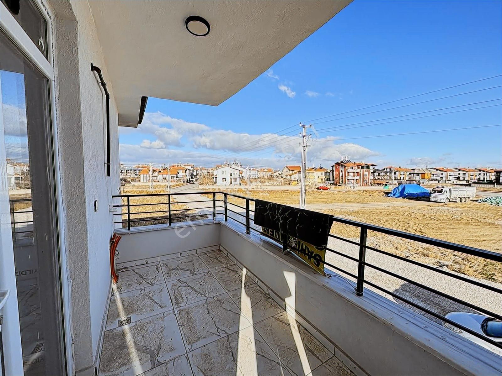 Karaaslan Mahallesinde Aydınlık Ve Ferah Üç Cepheli 2+1 Daire - Görsel 11