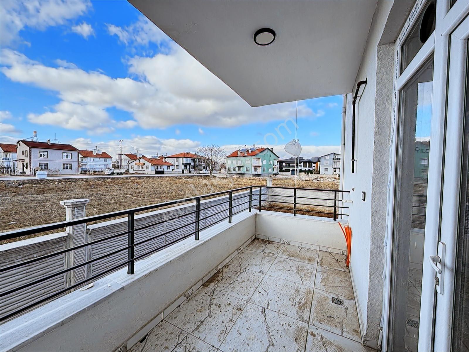 Karaaslan Mahallesinde Müstakil Tadında, Üç Cepheli 2+1 Daire - Görsel 13