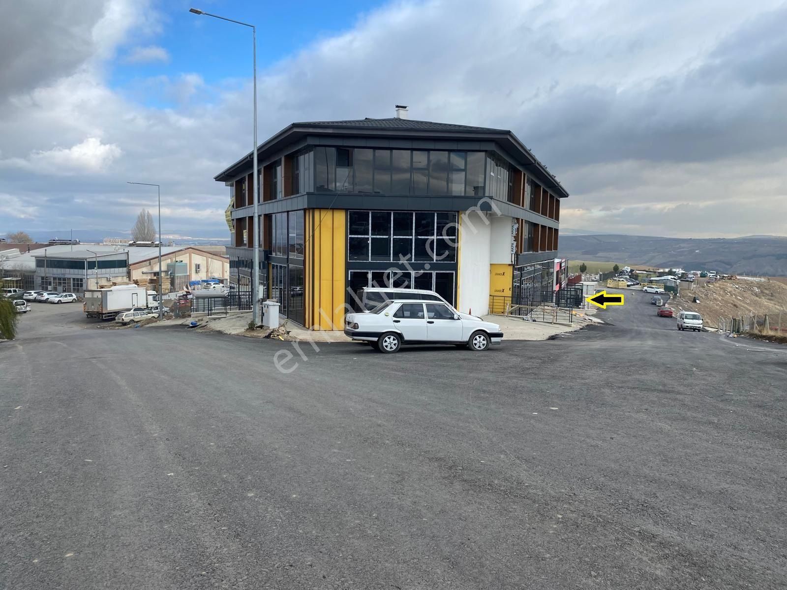 Sahibinden 3 Katlı Satılık Dükkan Karacaören Sanayi Sitesinde