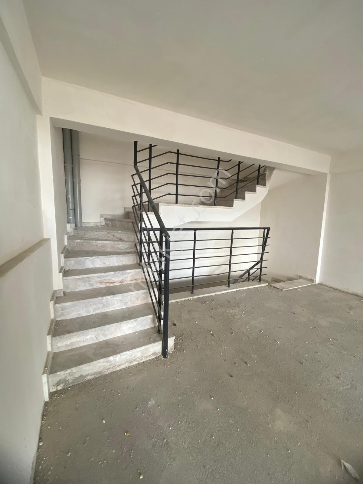 Sahibinden 3 Katlı Satılık Dükkan Karacaören Sanayi Sitesinde - Görsel 7